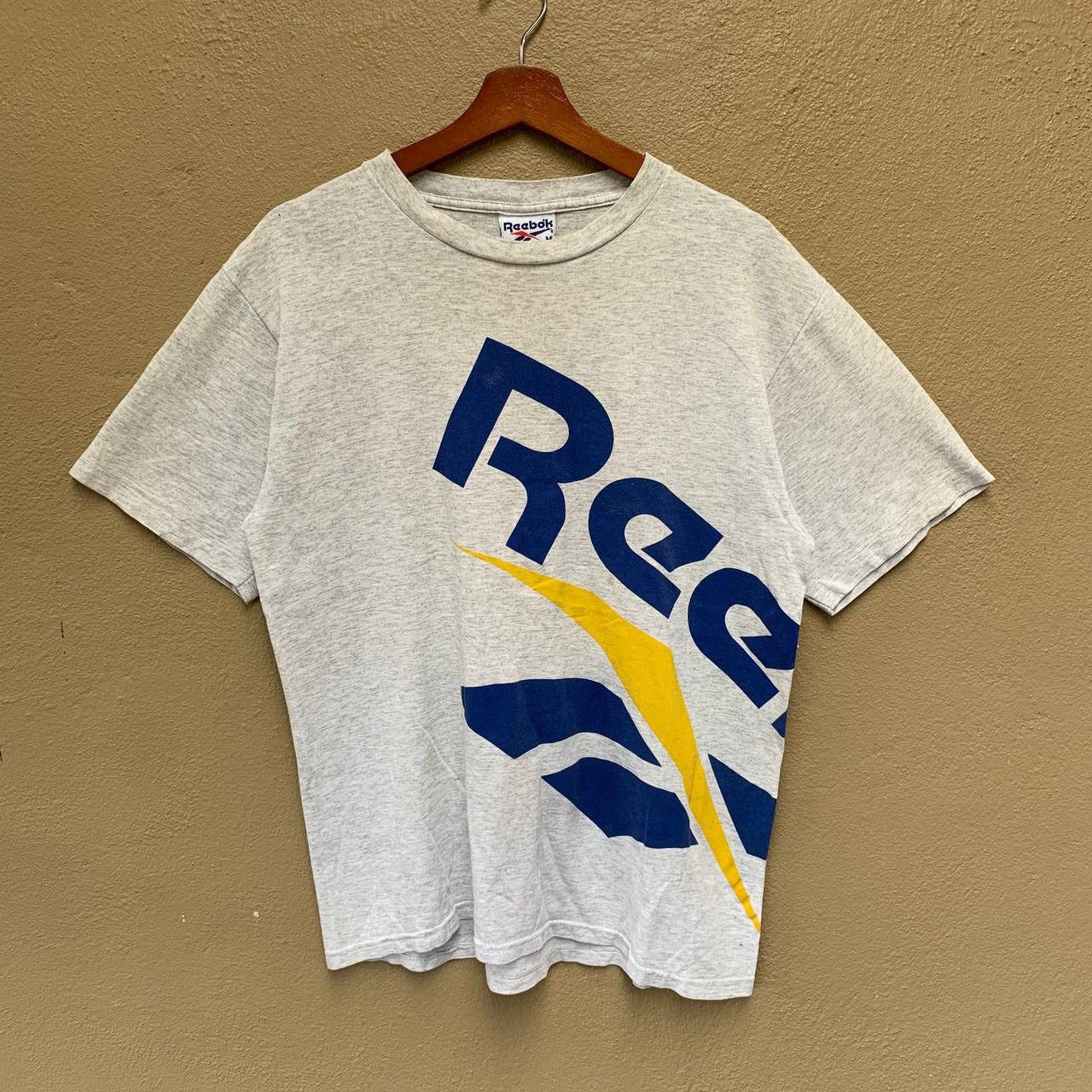 Reebok Vintage 90s REEBOK Big Logo T-shirt Size US M / EU 48-50 / 2 - 1 Thumbnail