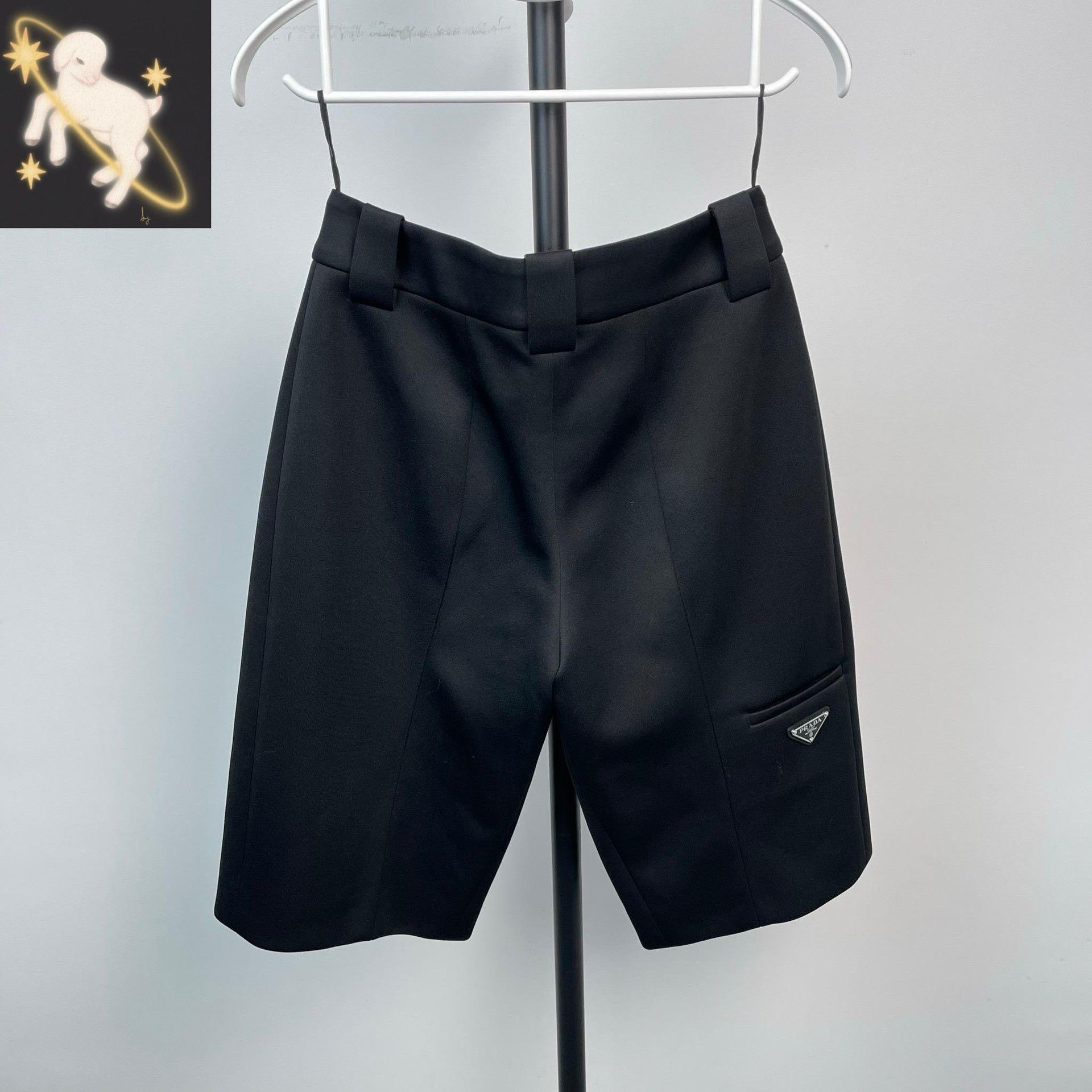 Prada Prada Black Triangle Logo Cycling Shorts Size 38" / US 16 / IT 52 - 1 Thumbnail