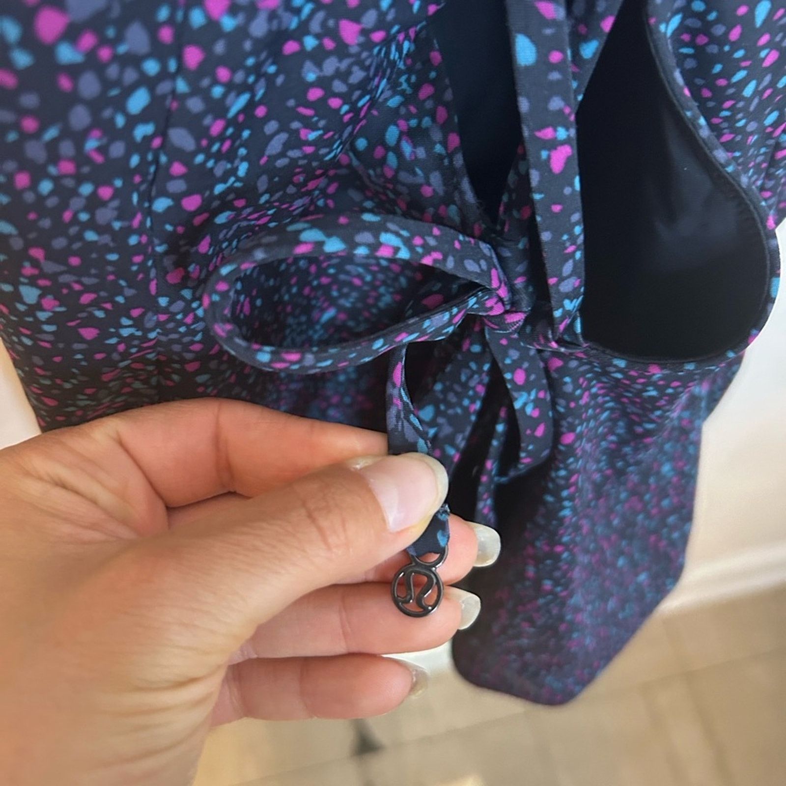 Lululemon Lululemon Weave The Waves One Piece Swimsuit Terrazzo Black Size L / US 10 / IT 46 - 4 Thumbnail