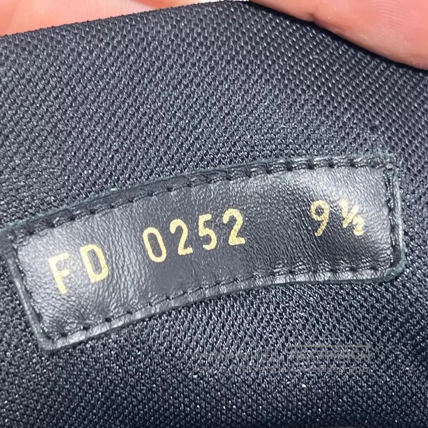 Louis Vuitton Black Low-Top Sneakers Size 10.5. Size US 10.5 / EU 43-44 - 8 Thumbnail
