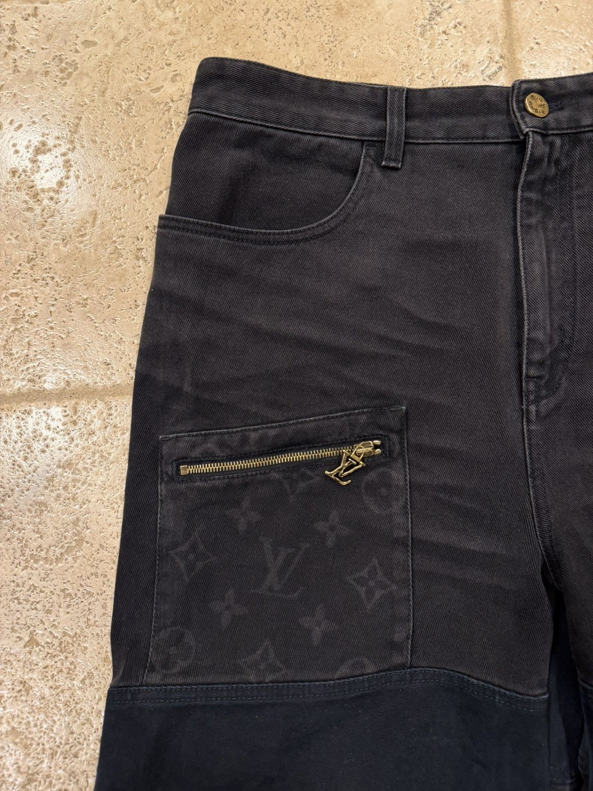 Louis Vuitton Louis Vuitton Denim Workwear Monogram Print Pocket Trousers Size US 33 - 5 Thumbnail