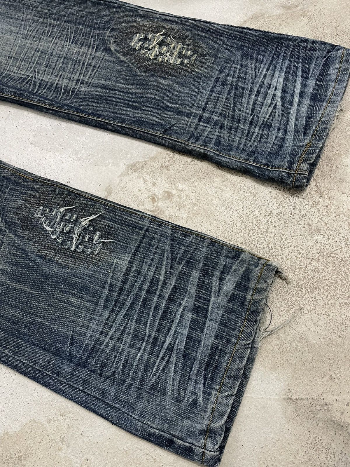 Japanese Brand Morse Code Distressed 3D Whisker Union Jack Gothic Fashion Size US 34 / EU 50 - 6 Thumbnail