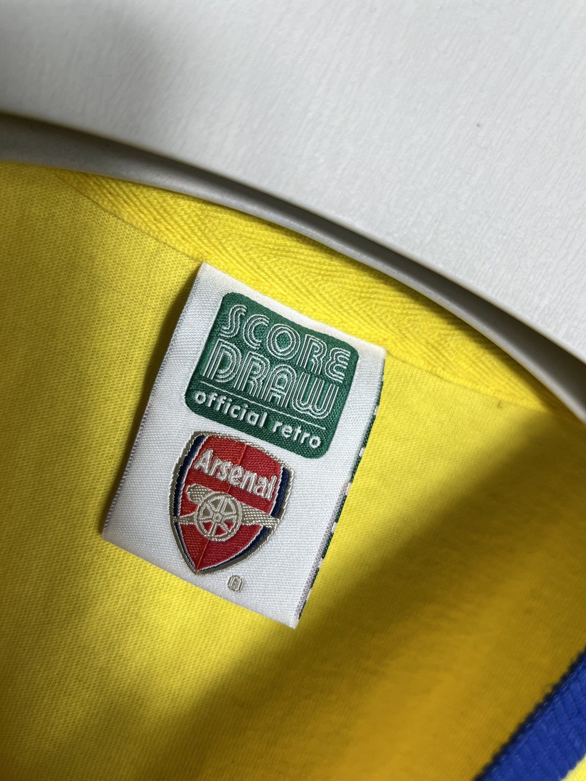 Other UK Arsenal 1970 - 1971 score draw yellow Mens jersey shirt rare Size US M / EU 48-50 / 2 - 5 Thumbnail