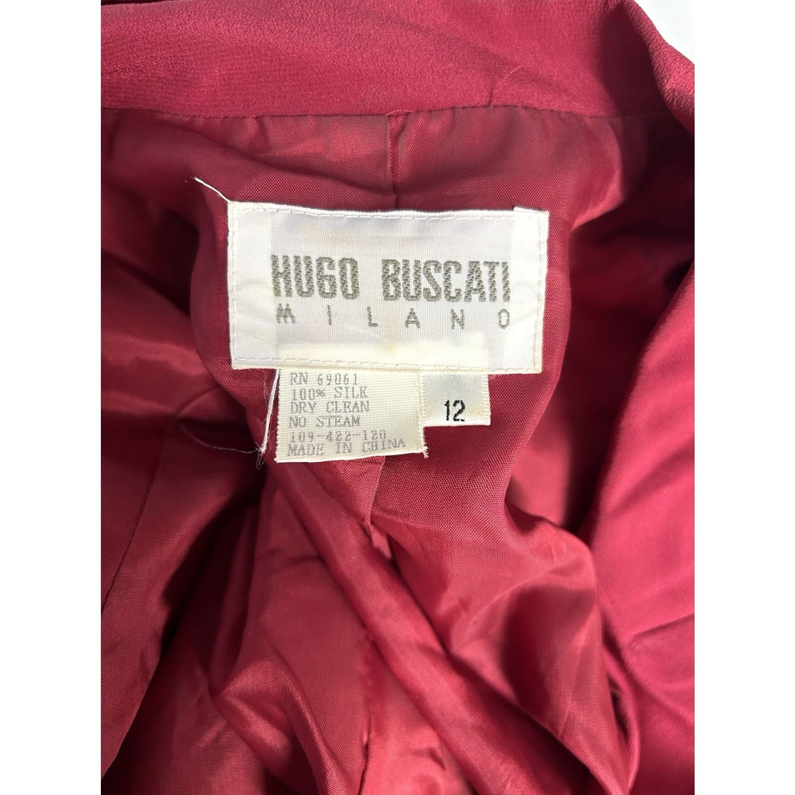 Vintage VINTAGE Hugo Buscati Milano Blazer Women Double-Breasted Red 100% Silk Peak Lapel Six-Button Three-Button Sleeve Lined WW? Size XL / US 12-14 / IT 48-50 - 3 Thumbnail