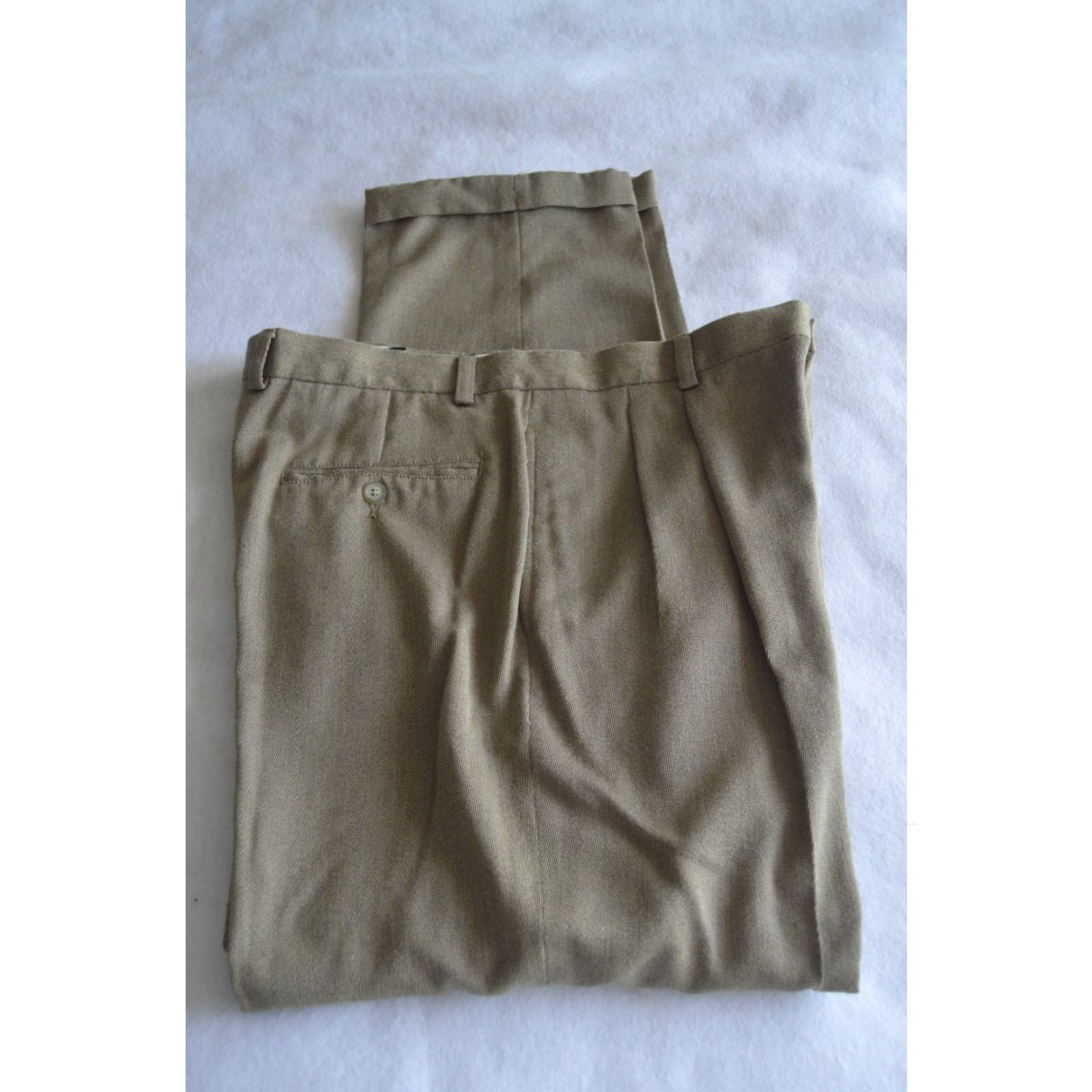 Liz Claiborne Claiborne Mens Dress Pants 36x32 Taupe Cuffed Pleated Front Straight Leg Beig e Polyester Slack Trousers Size US 36 / EU 52 - 4 Thumbnail