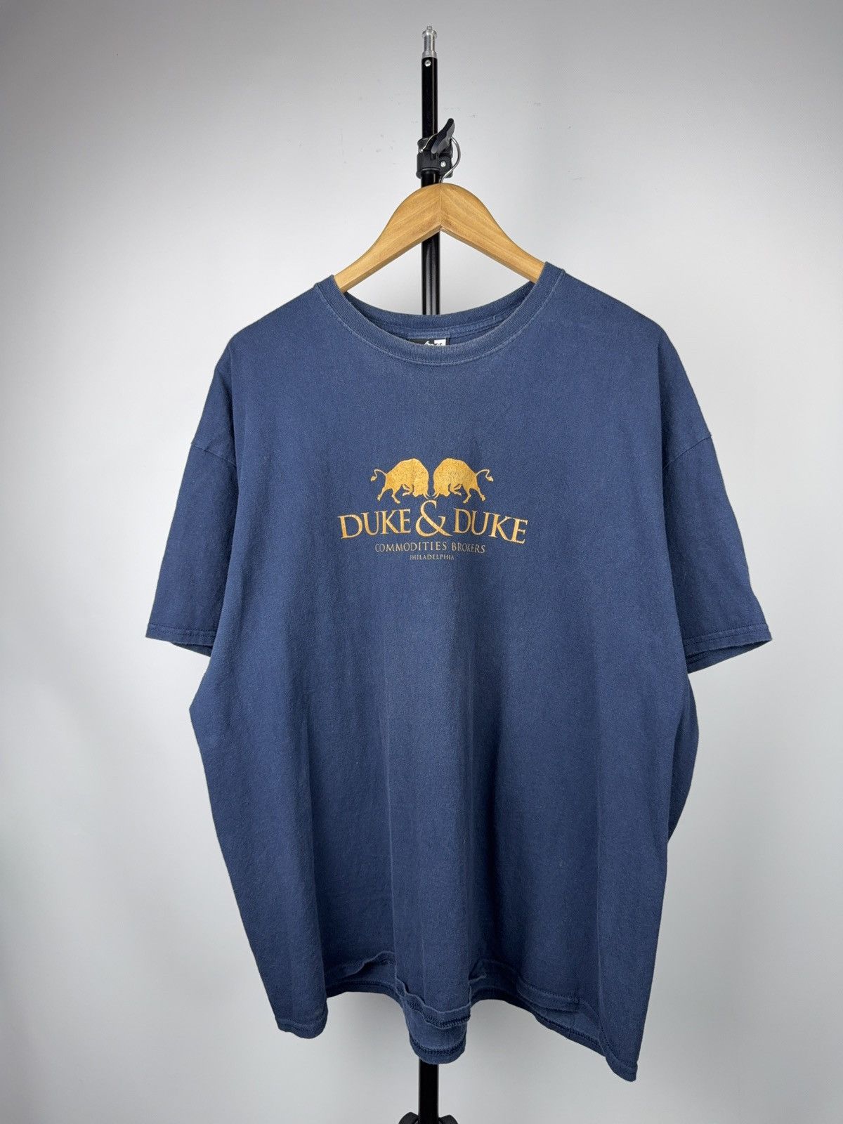 Vintage 90s Duke & Duke Commodities Brokers Trading Places T-Shirt Size US XXL / EU 58 / 5 - 1 Thumbnail