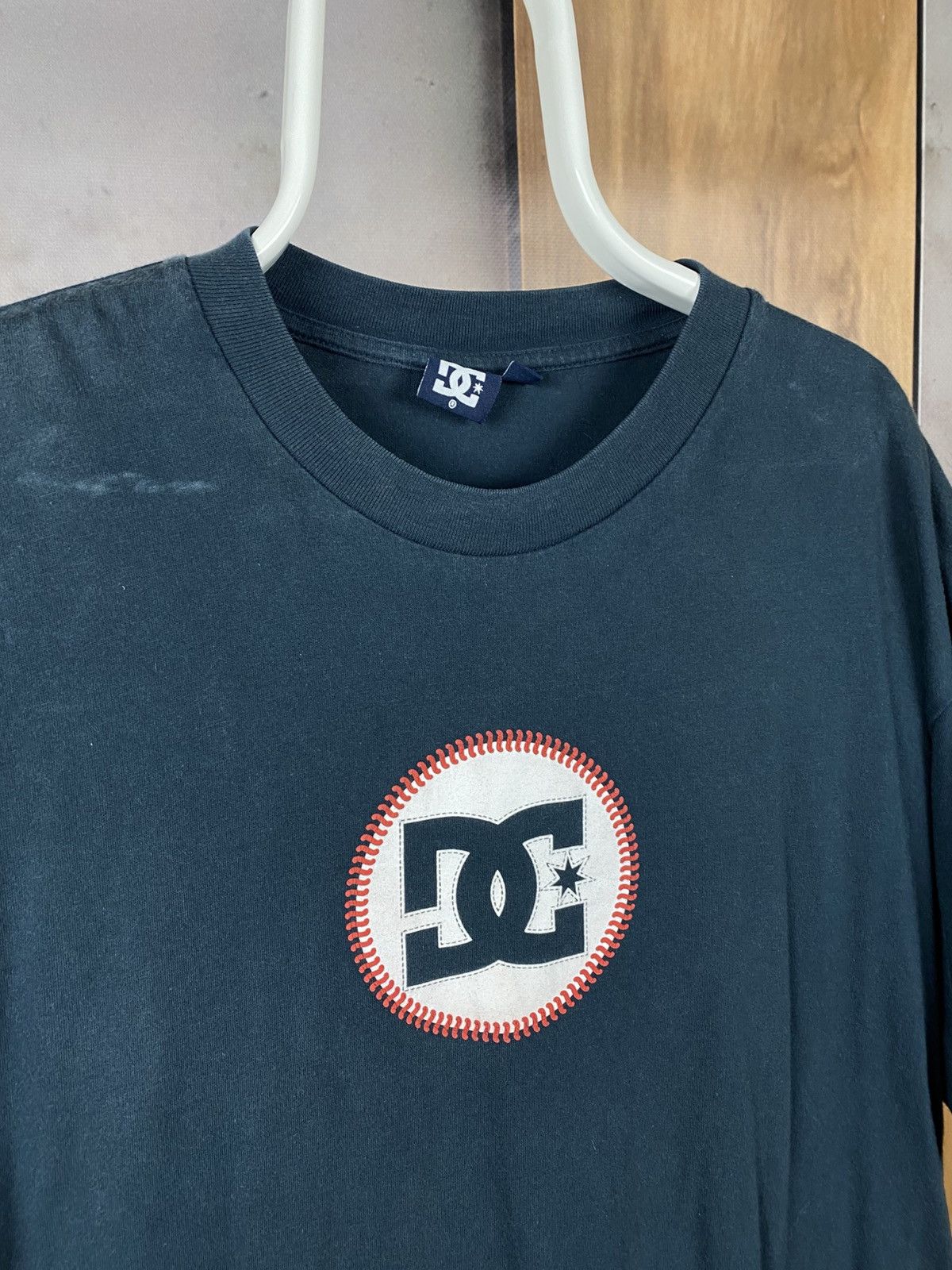 DC ⚾️Vintage T-Shirt DC Baseball Style Ball VTG Tee⚾️ Size US XL / EU 56 / 4 - 2 Thumbnail