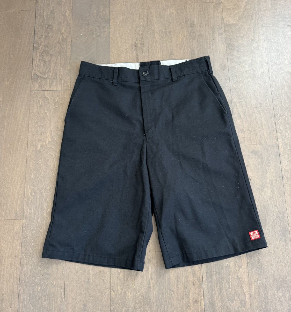 m*@様 supreme cargo work short 32 Supreme Work Short (SS18) - $110