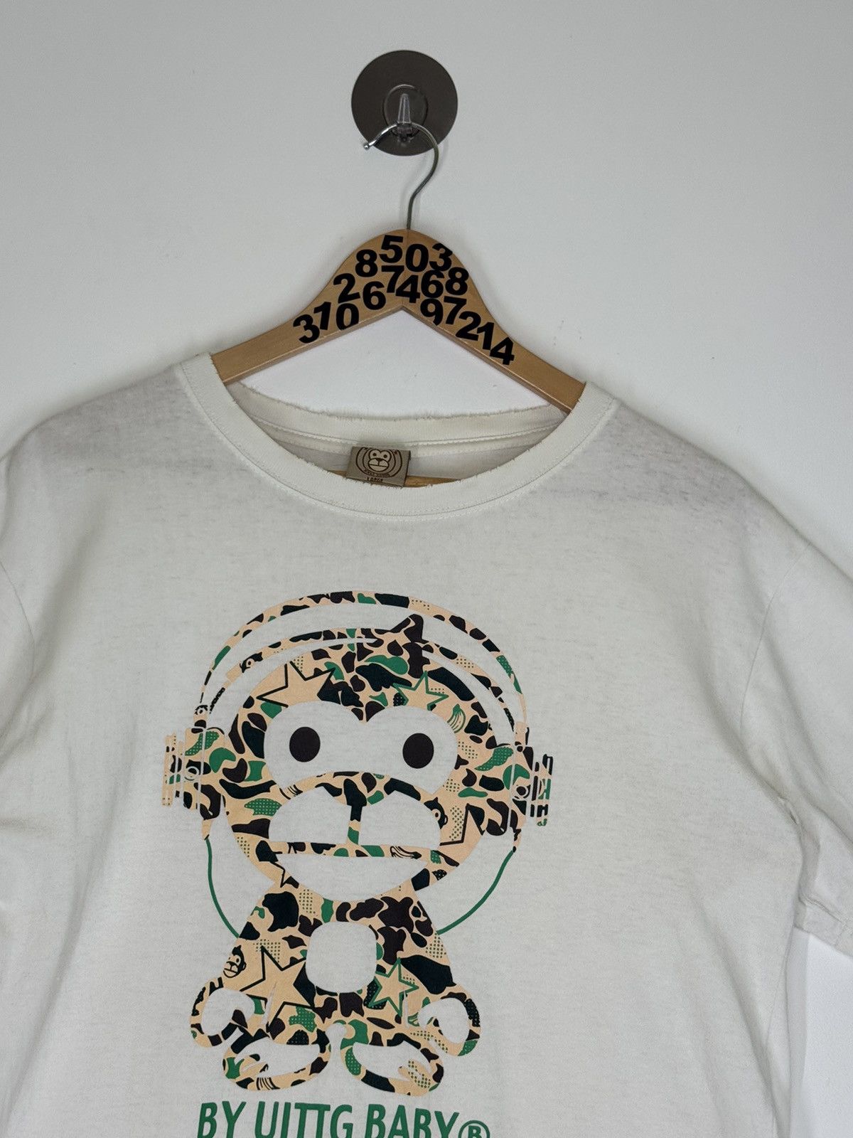 Japanese Brand By Uittg Baby No Banana no Life Camo Distressed Tee Size US S / EU 44-46 / 1 - 5 Thumbnail