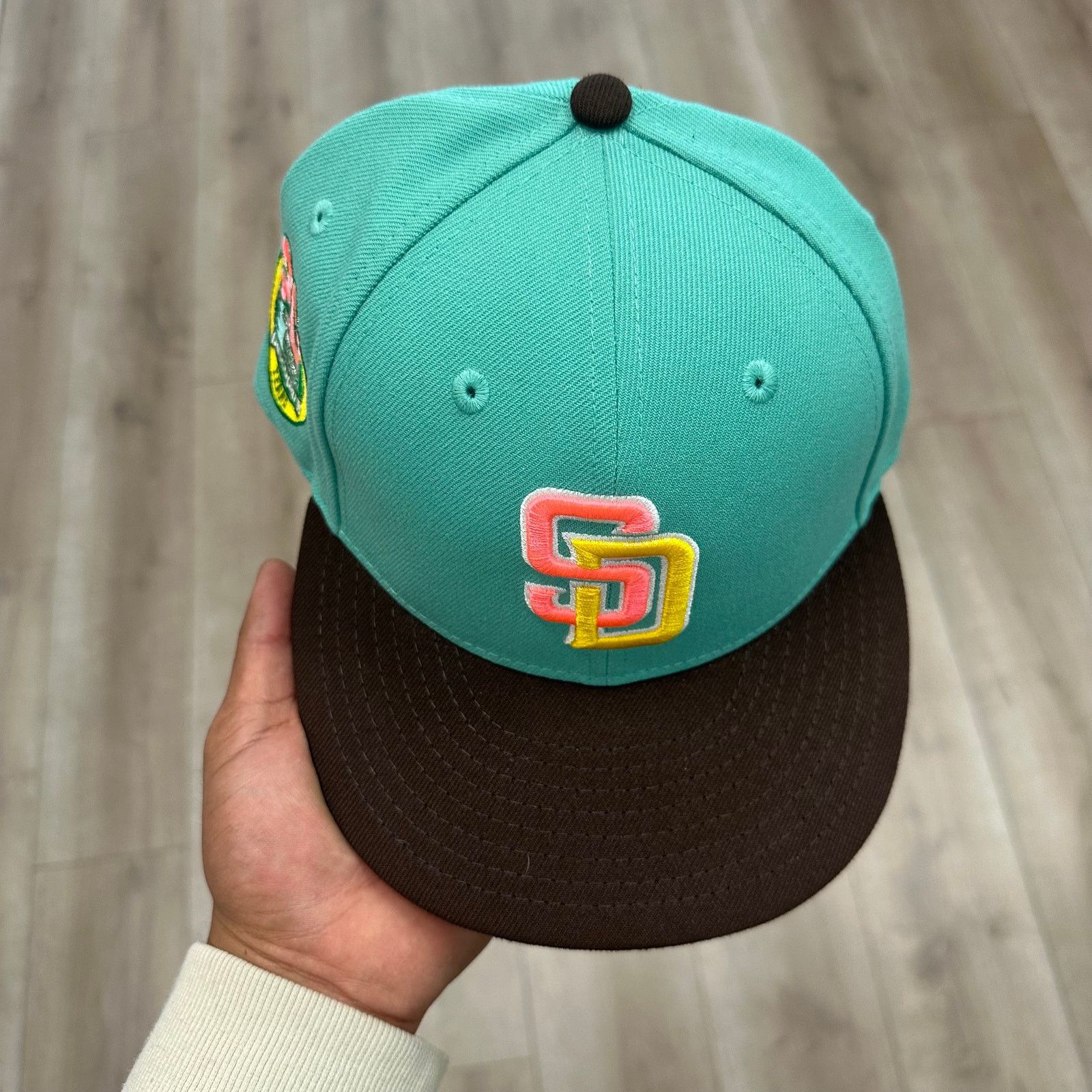New Era san Diego Padres Petco Park Fitted hat cap sz 7 3/8 Blue B25 Size ONE SIZE - 2 Thumbnail