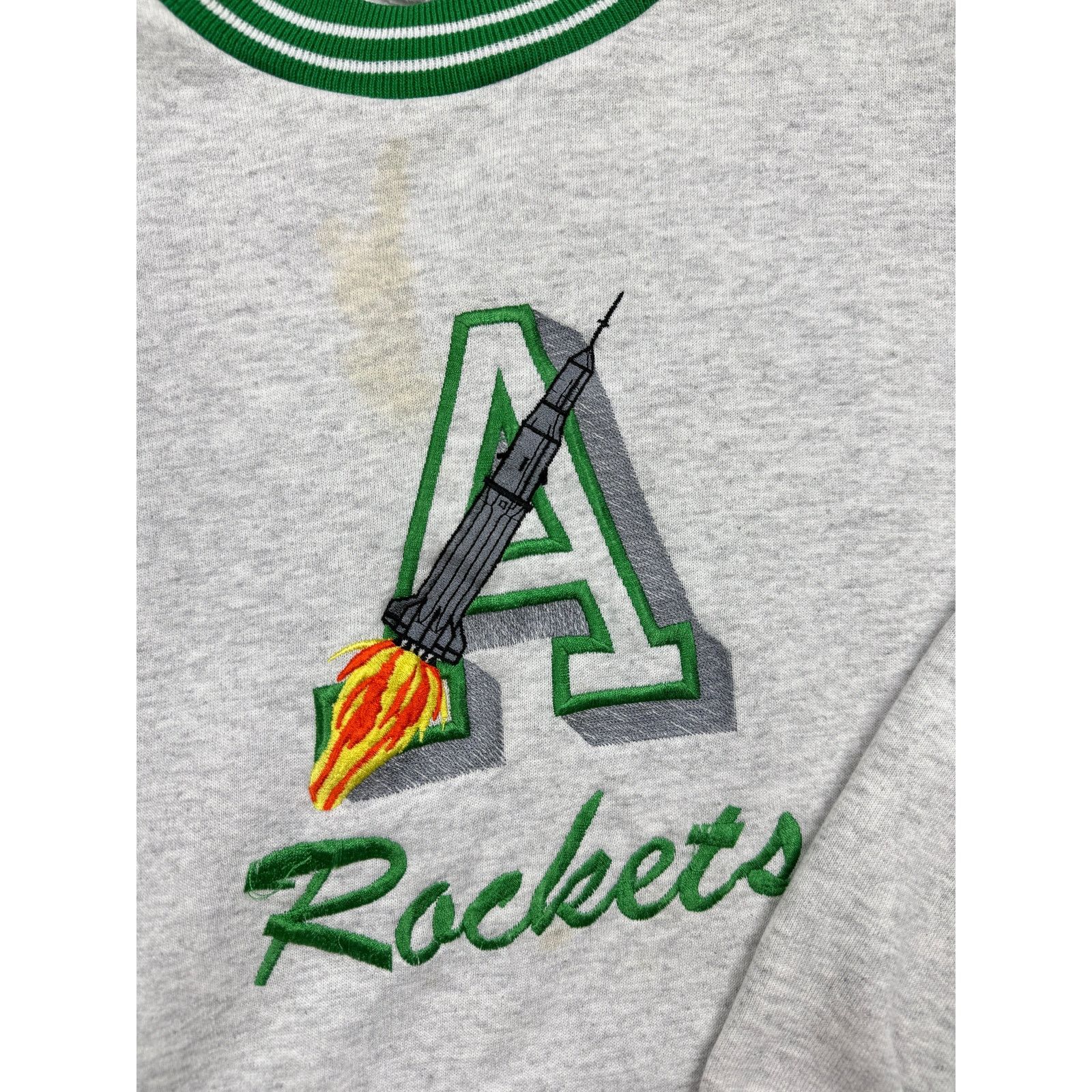 Vintage Vintage 90s A Rockets Spaceship Embroidered Sweatshirt L Size US L / EU 52-54 / 3 - 4 Thumbnail