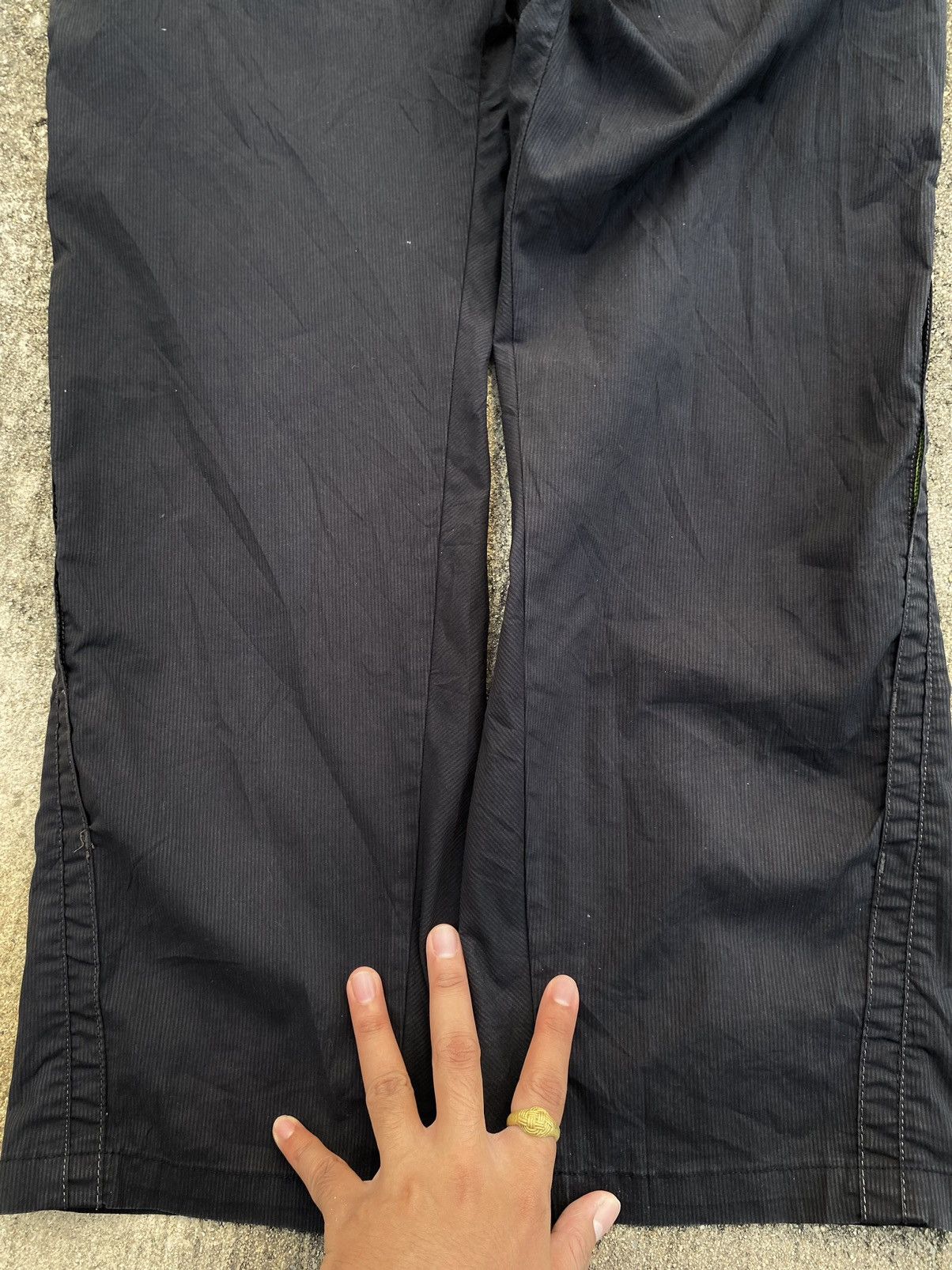 Oakley Vintage Oakley Casual Pants Size US 31 - 25 Thumbnail