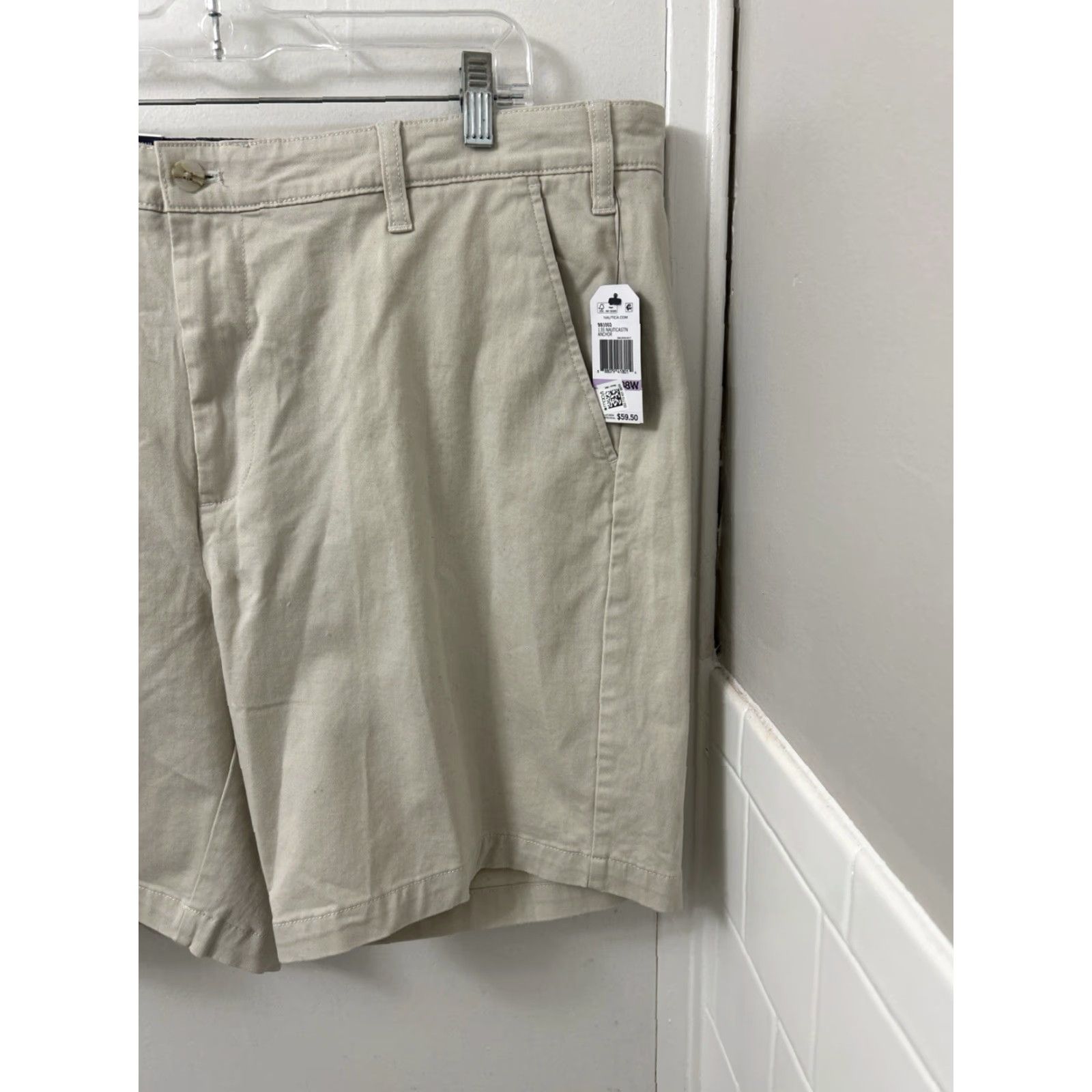 Nautica Nautica Deck Shorts Beige Classic Fit Stretch 8.5" Inseam NWT Size 38 Men Casual Chino Flat Front Pocket Size US 38 / EU 54 - 7 Thumbnail