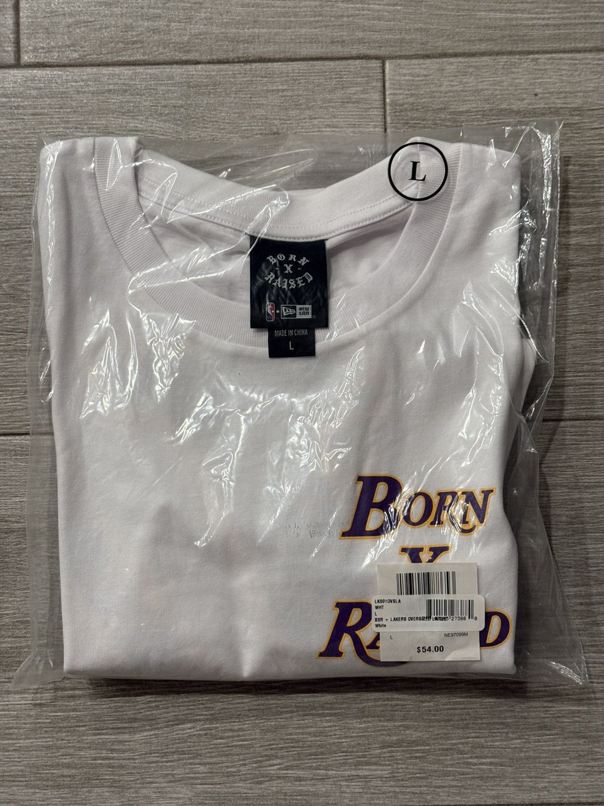 Born X Raised × NBA × New Era BORN X RAISED New Era Los Angeles Lakers LA Tee White Large Size US L / EU 52-54 / 3 - 10 Thumbnail