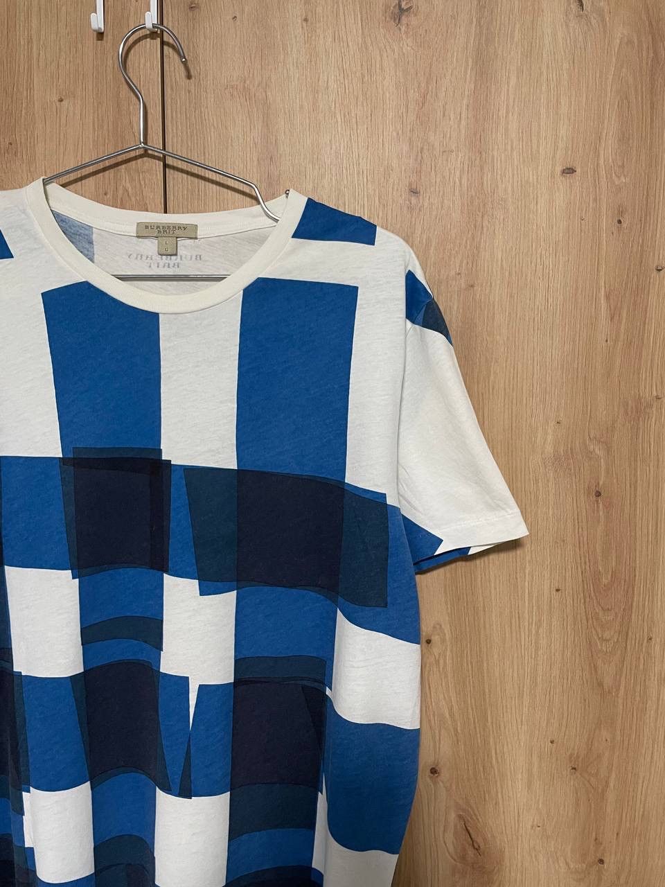 Burberry Burberry Brit FULL CELL Rare Overprint Tee L Size Size US L / EU 52-54 / 3 - 3 Thumbnail