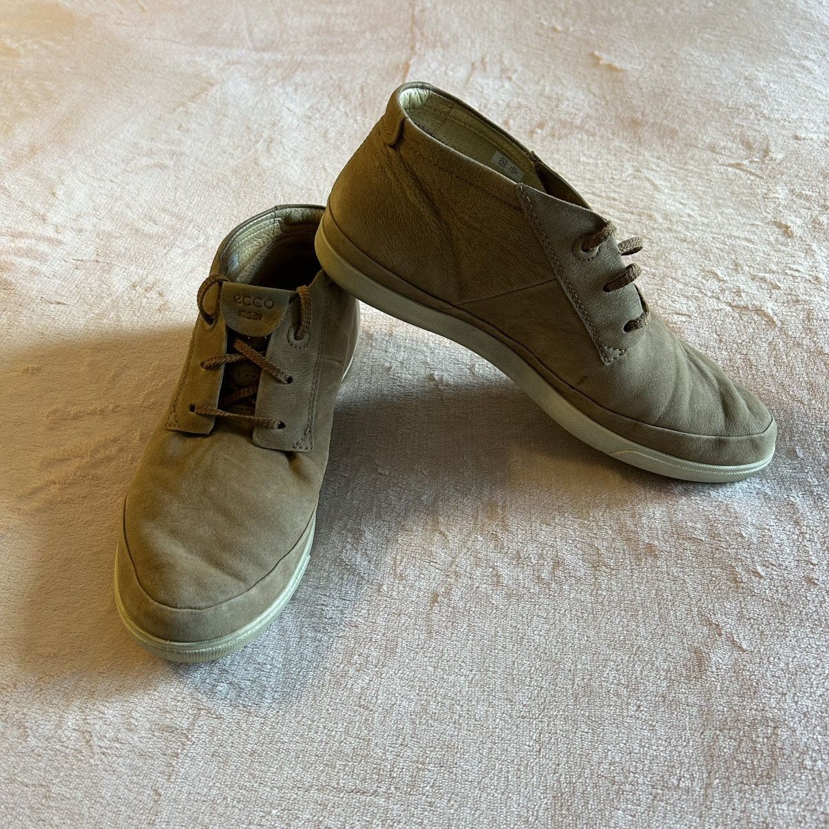 Ecco Ecco tan low cut tie leather ankle boots size 40 9-9.5 Size US 9 / IT 39 - 1 Thumbnail