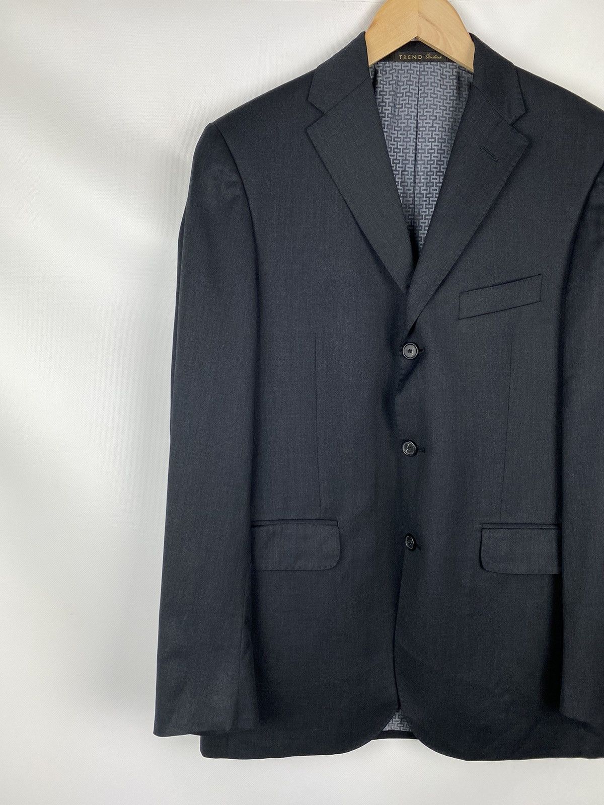 Corneliani Corneliani men’s virgin wool blazer jacket size 48 Size 38R - 2 Thumbnail