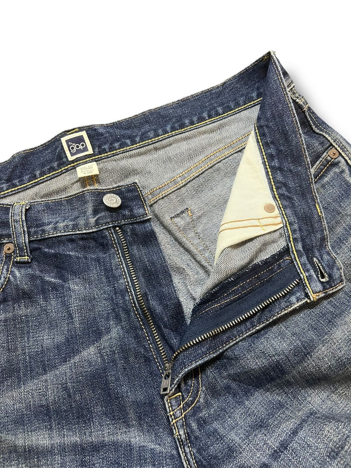 Gap The Gap 1969 - Faded, Distressed Baggy Jeans Size US 35 - 8 Thumbnail