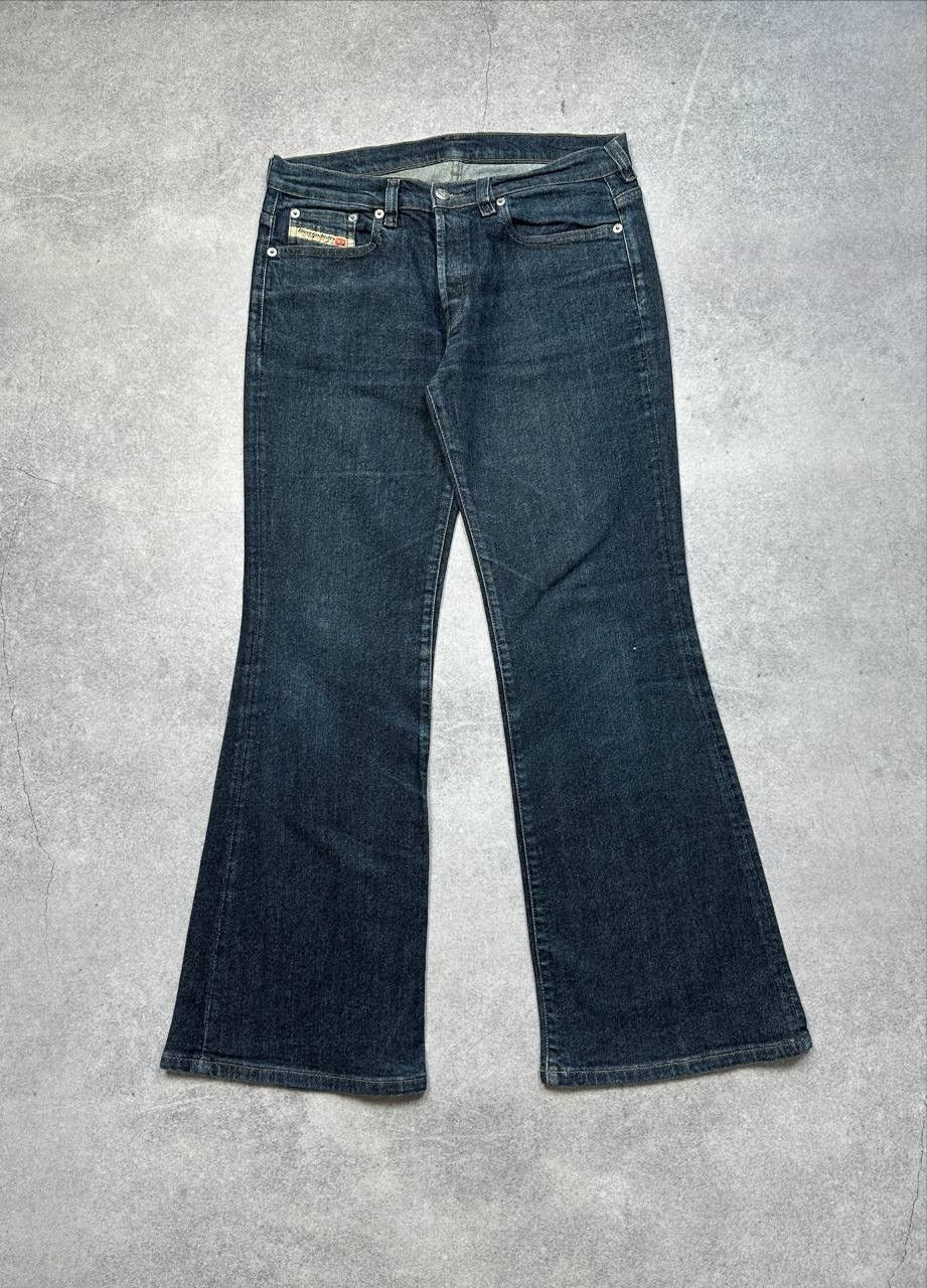 Diesel Vintage Diesel Women’s Jeans, Size 29 – Timeless Denim Style Size 29" - 1 Thumbnail
