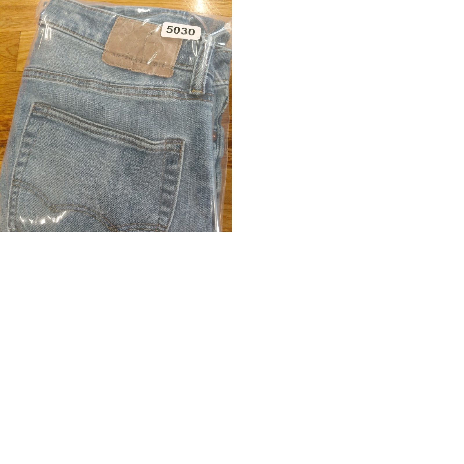 American Eagle Outfitters American Eagle Outfitters Jeans Men 30x34 Denim Distress AirFlex Temp Tech Indigo Waters Distressed 5-Pocket Baggy Regular Size US 30 / EU 46 - 10 Thumbnail