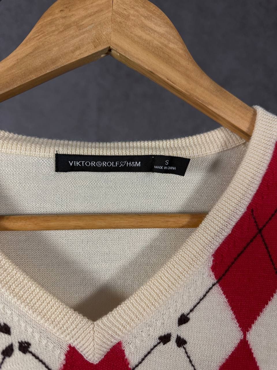 Viktor & Rolf Victor & Rolf x H&M designer v neck sweater Size US S / EU 44-46 / 1 - 3 Thumbnail