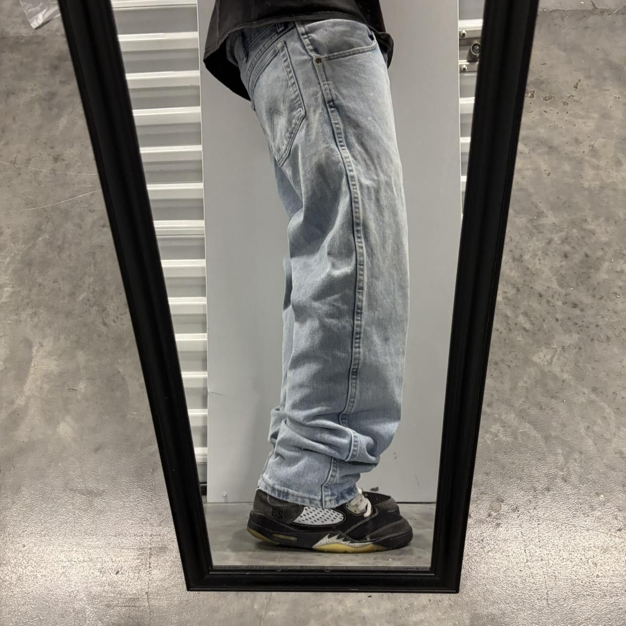 Japanese Brand × Vintage Crazy Vintage Y2K/2000s Light Wash Streetwear Essential Denim Jeans! Size US 34 / EU 50 - 2 Thumbnail