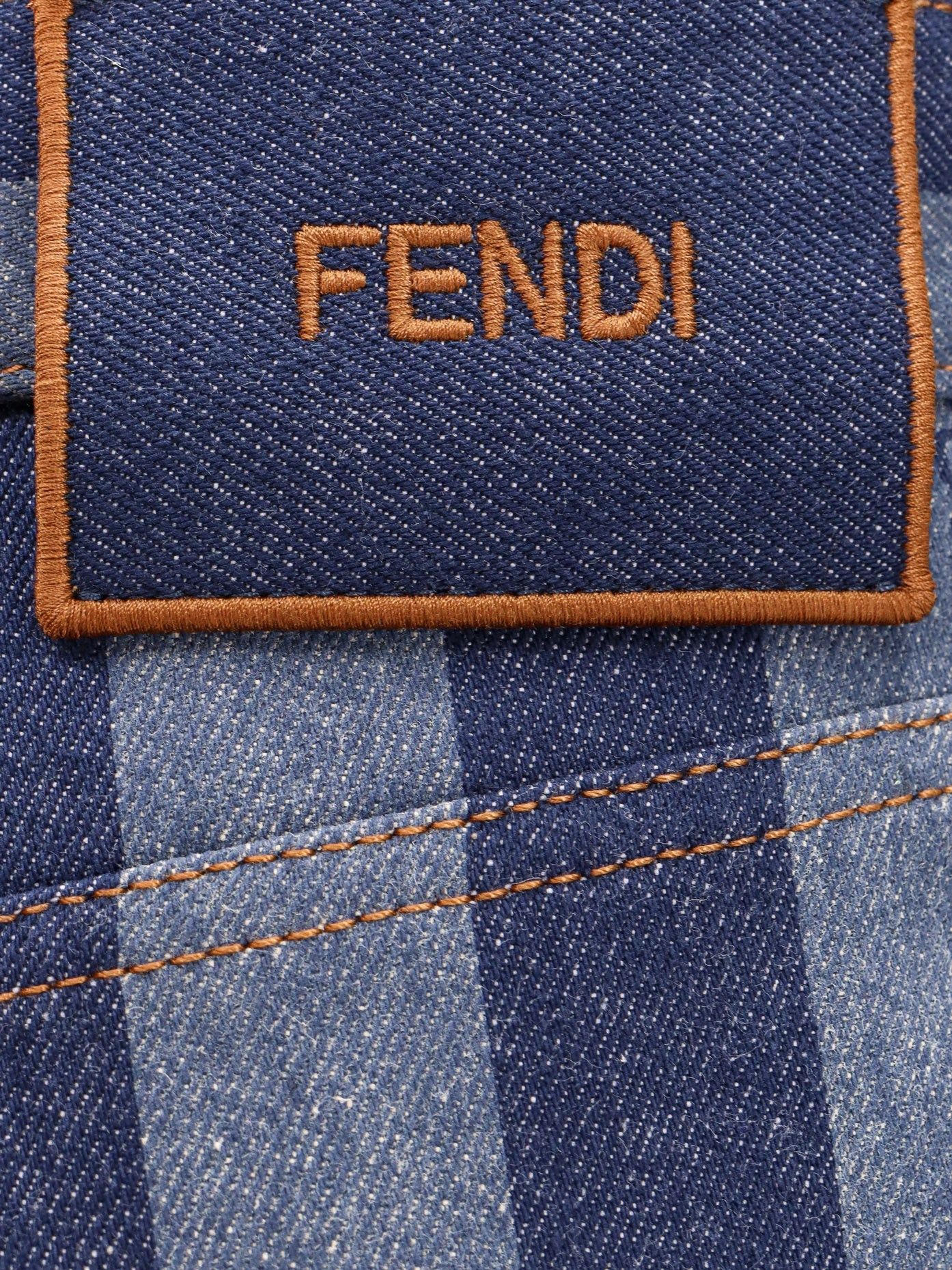 Fendi o1s1wg110425 Jeans in Blue Size 30" / US 8 / IT 44 - 3 Thumbnail