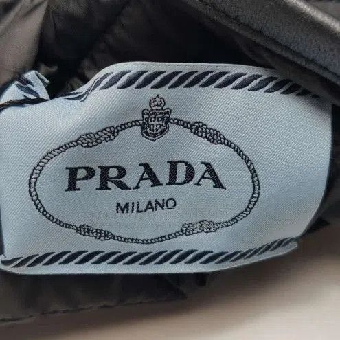 Prada Prada Plain Triangle Logo Crew Neck Dress . Size XXS / US 00 / IT 34 - 5 Thumbnail