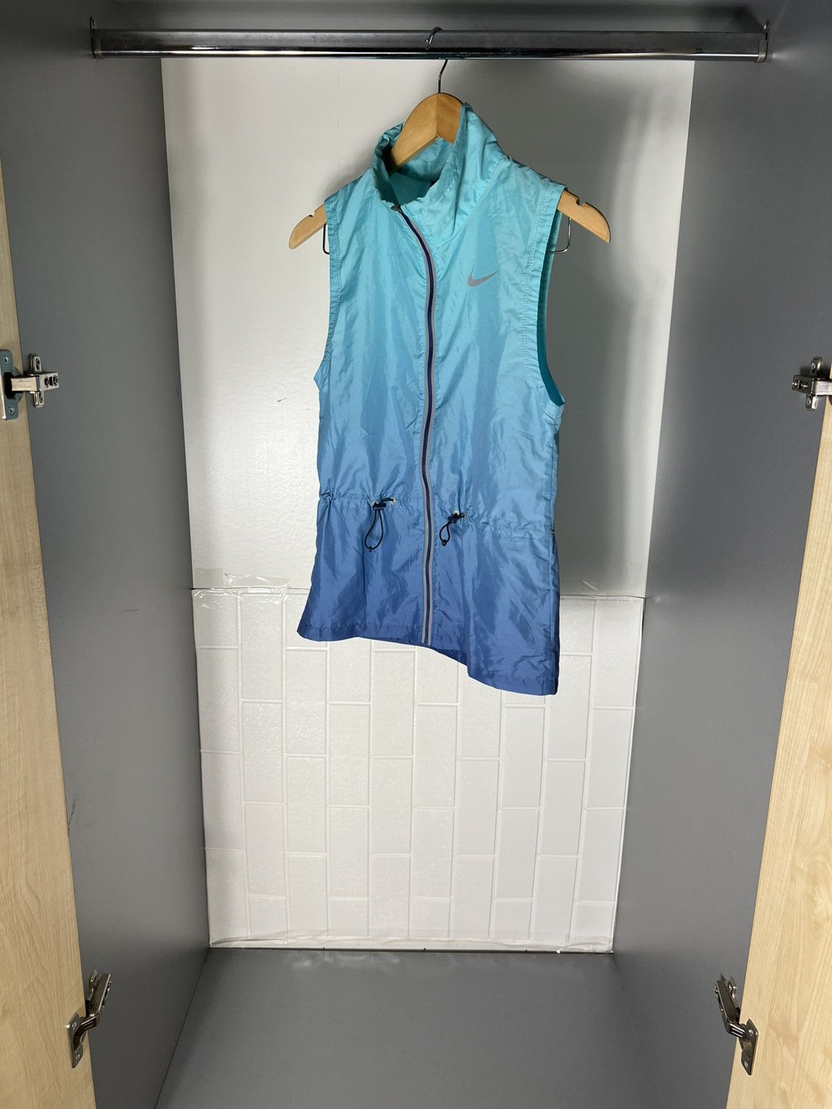 Nike VERY RARE NIKE RUNNING VESTS LIGHT JACKET NYLON JAPAN STYLE Size XS / US 0-2 / IT 36-38 - 2 Thumbnail