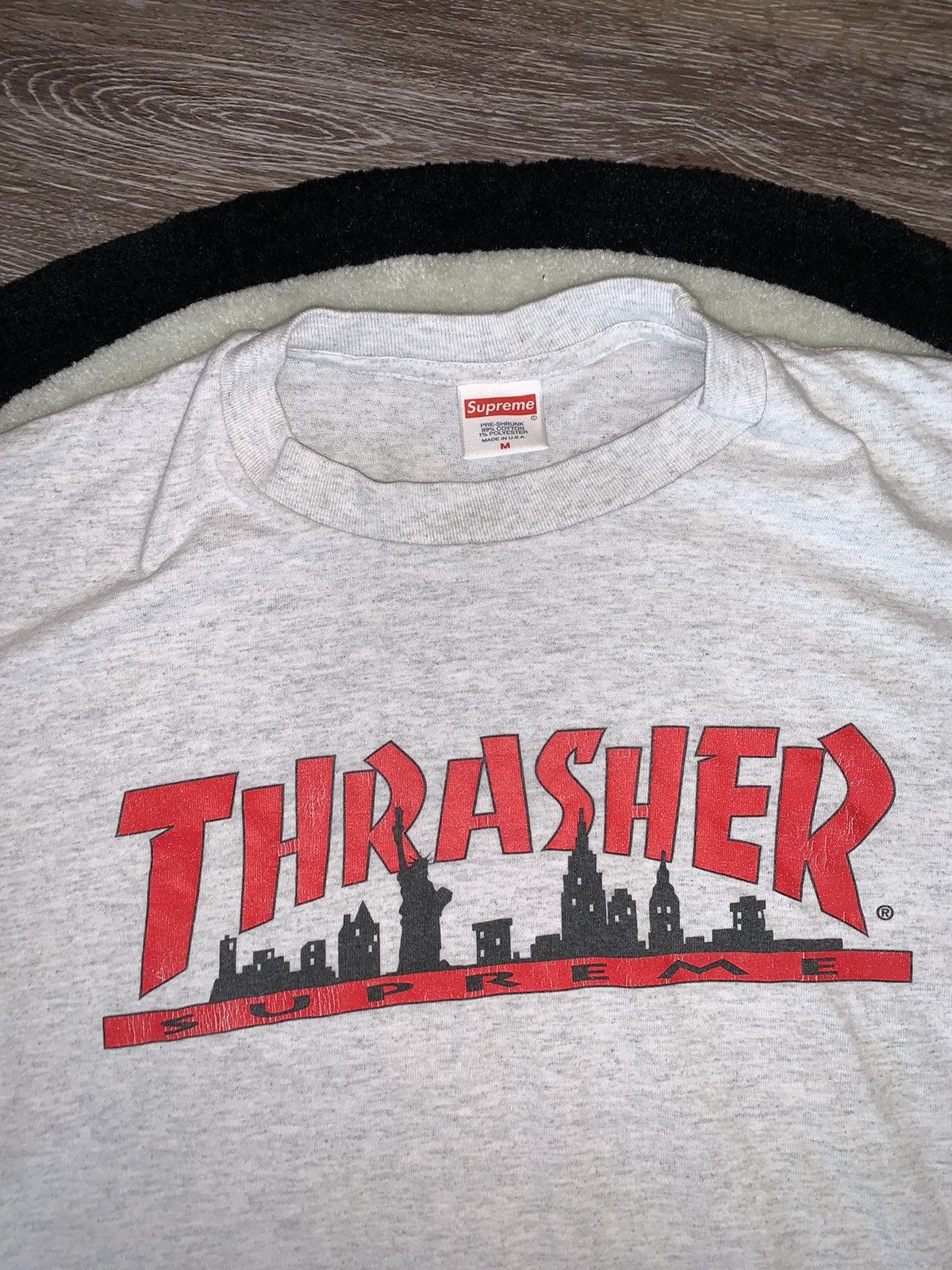 Supreme × Thrasher (M) Heather Grey/Red Supreme X Thrasher Tee Shirt Size US M / EU 48-50 / 2 - 2 Thumbnail