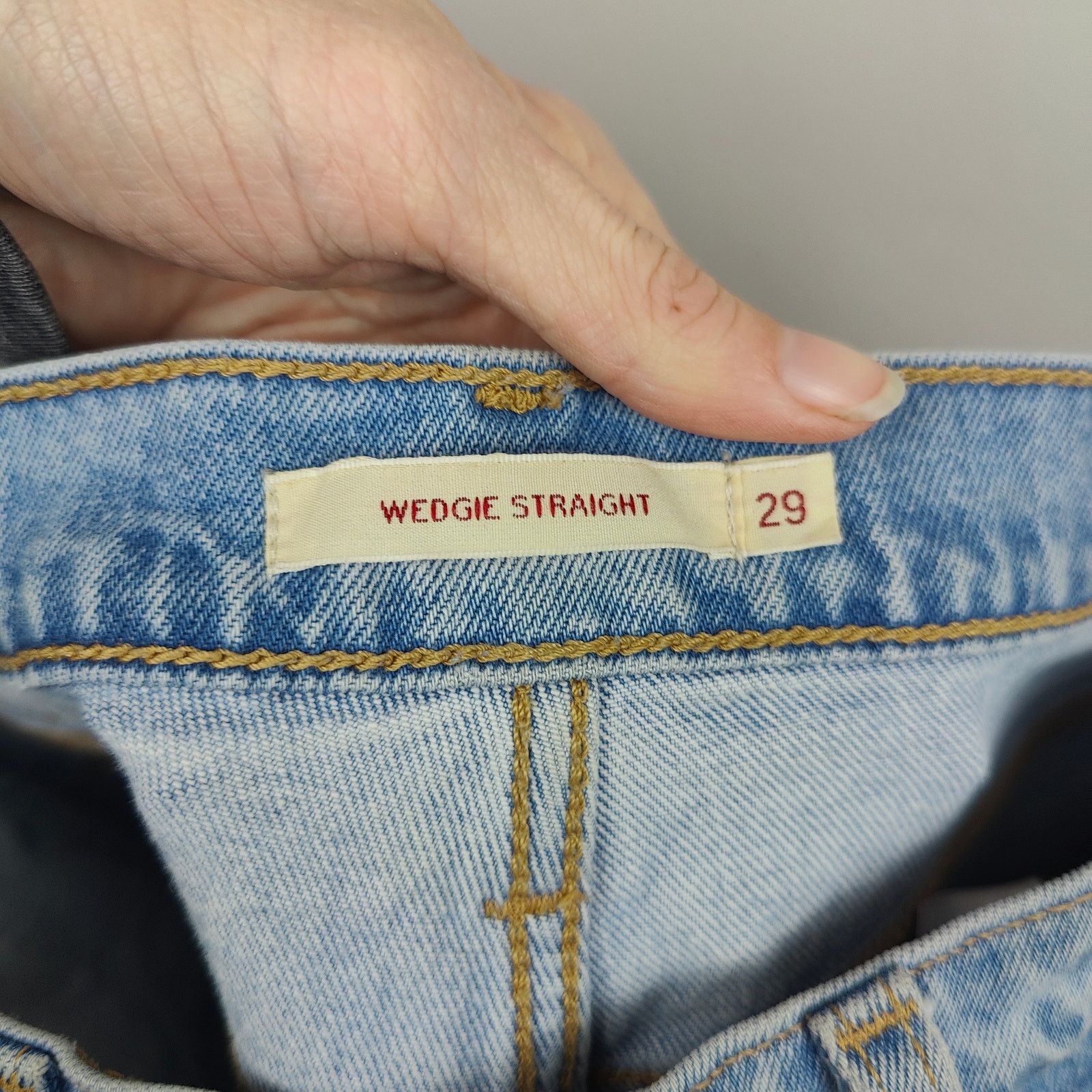 Levi's Levi's Wedgie Straight Jeans Womens 29 Light Wash Button Fly Size 29" - 8 Thumbnail