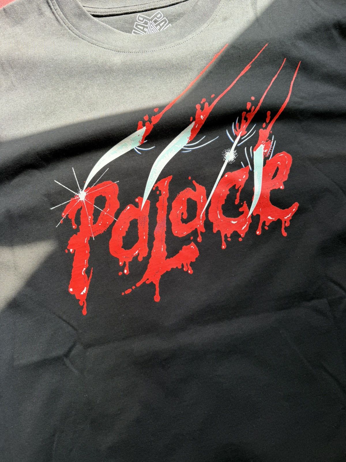 Palace Palace Scratchy T-Shirt Black Size US XXL / EU 58 / 5 - 2 Thumbnail