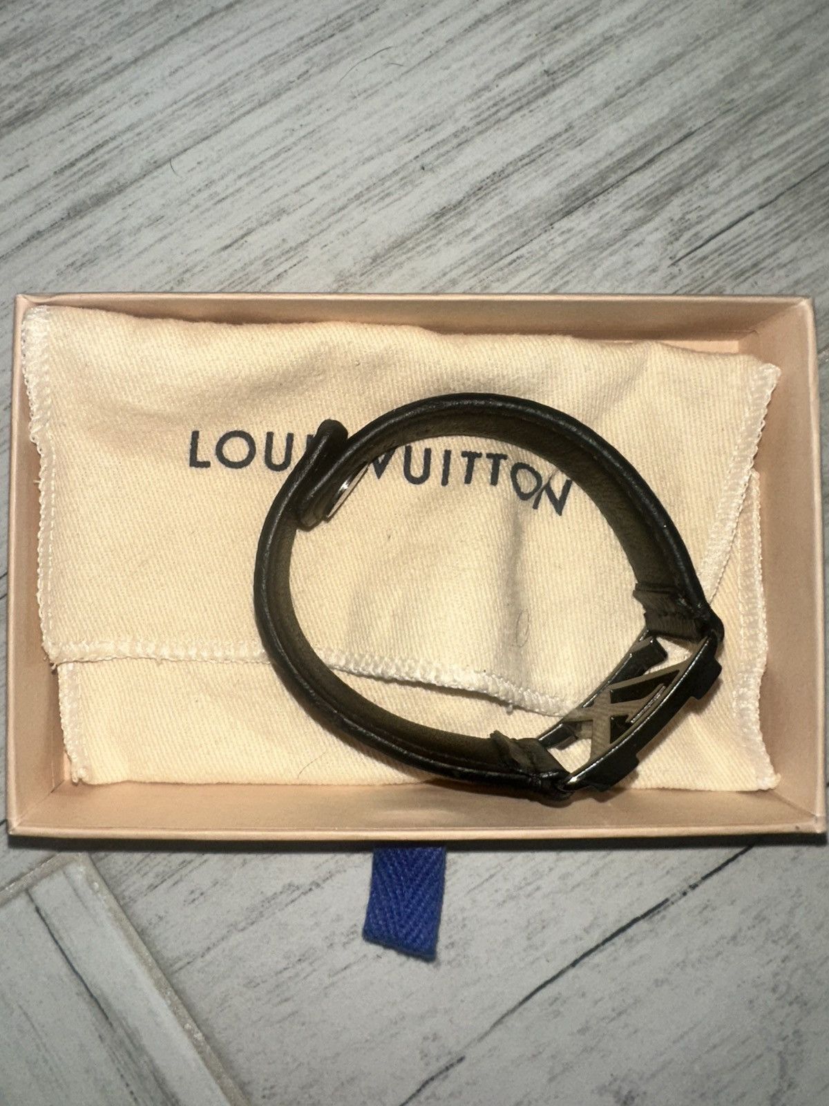 Louis Vuitton Louis Vuitton bracelet. Size ONE SIZE - 2 Thumbnail