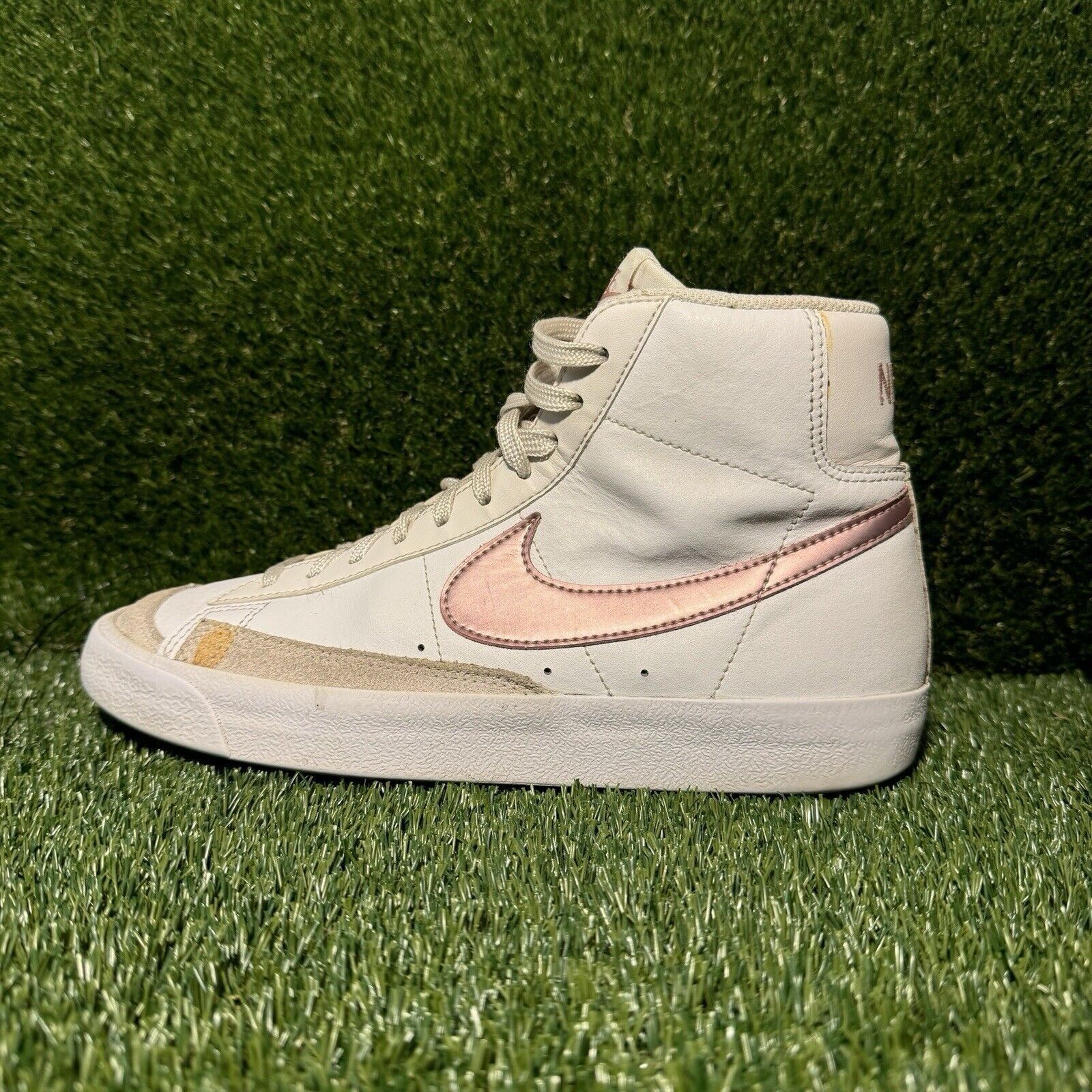 Pink deals glaze Nike blazer mid ‘77