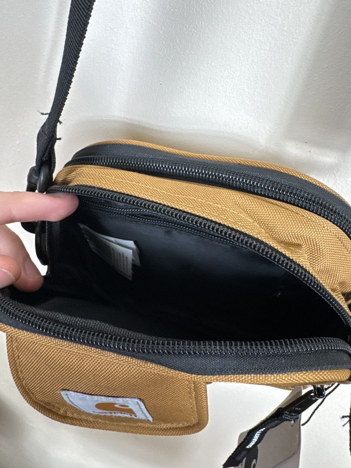 Carhartt Carhartt WIP Essentials Bag Crossbody Shoulder Bag Sand Size ONE SIZE - 19 Thumbnail