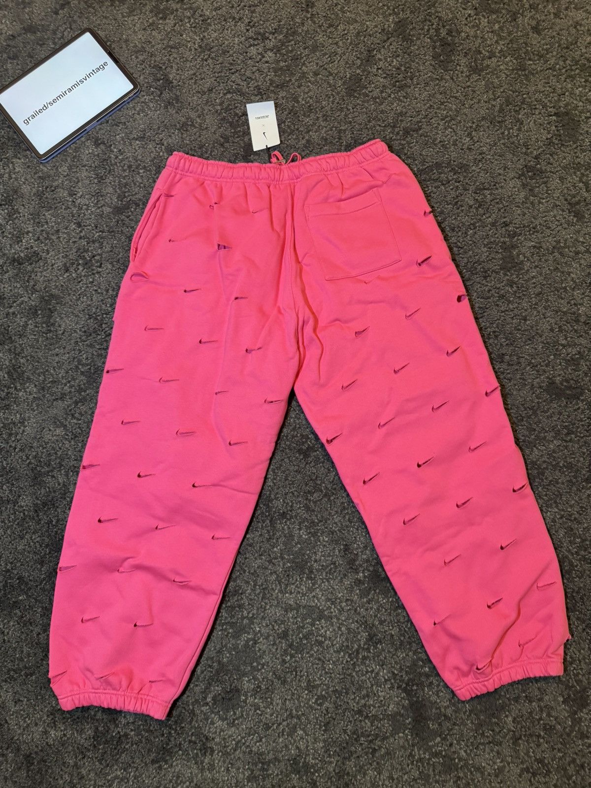 Nike Nike x Jacquemus Le Swoosh Jogging Pant Dark Pink Size US 34 / EU 50 - 2 Thumbnail