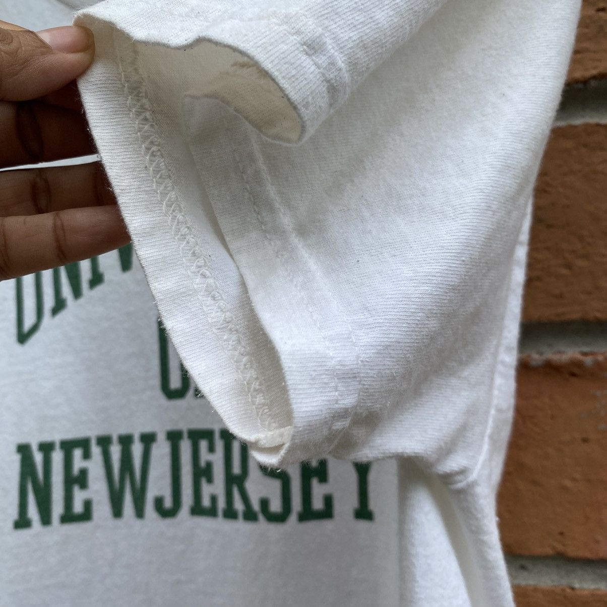 Gildan University of New Jersey Vintage T-Shirt Size US M / EU 48-50 / 2 - 8 Thumbnail