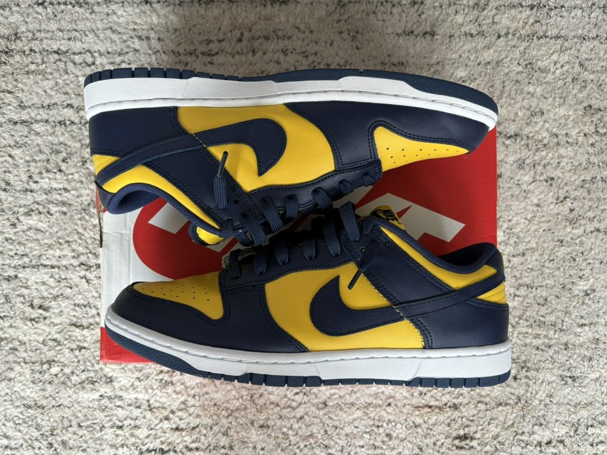 Nike Dunk Low 'Michigan' (2021)