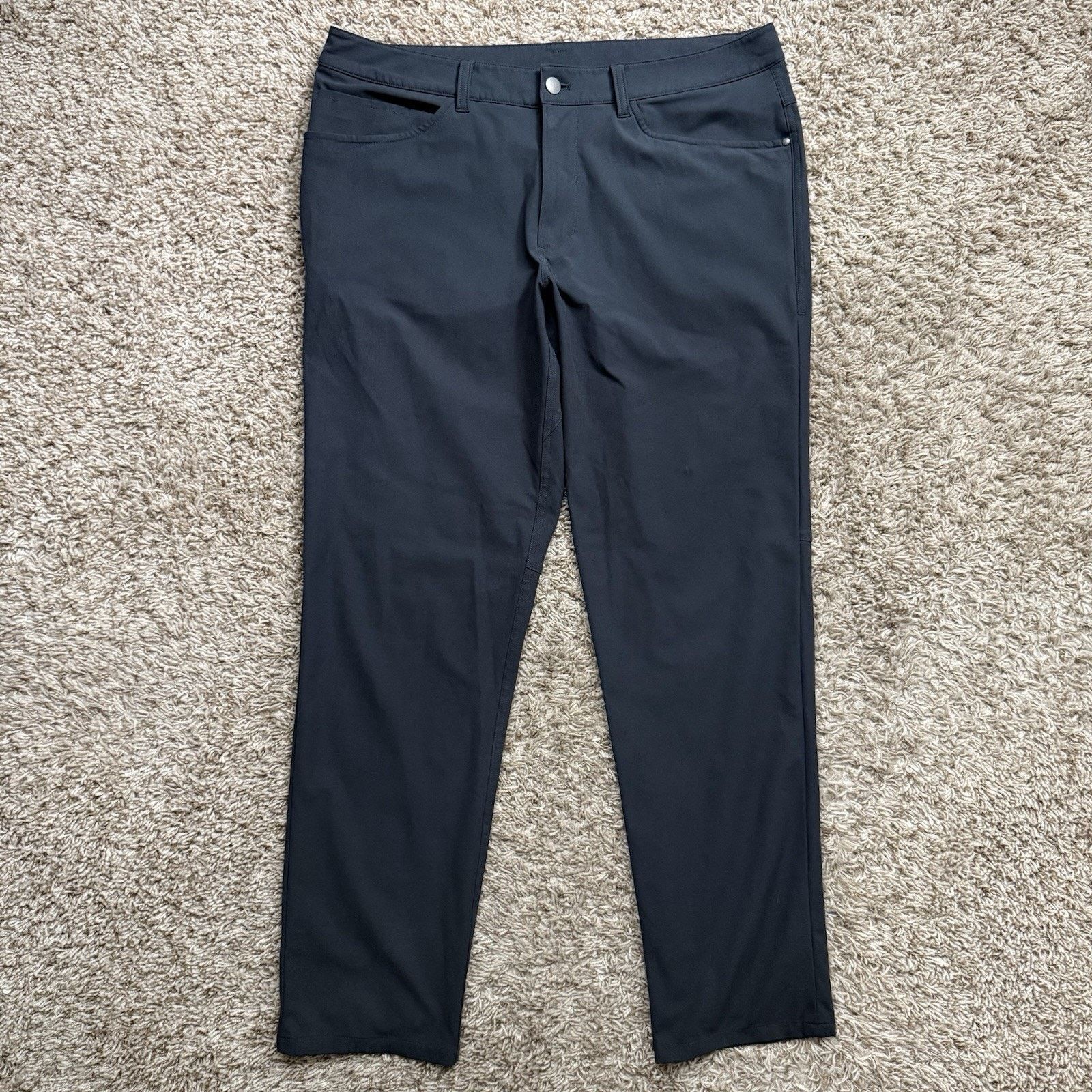 Lululemon LuluLemon ABC 5 Pocket Athletic Pants Black Chino Gym Casual Size US 34 / EU 50 - 1 Thumbnail