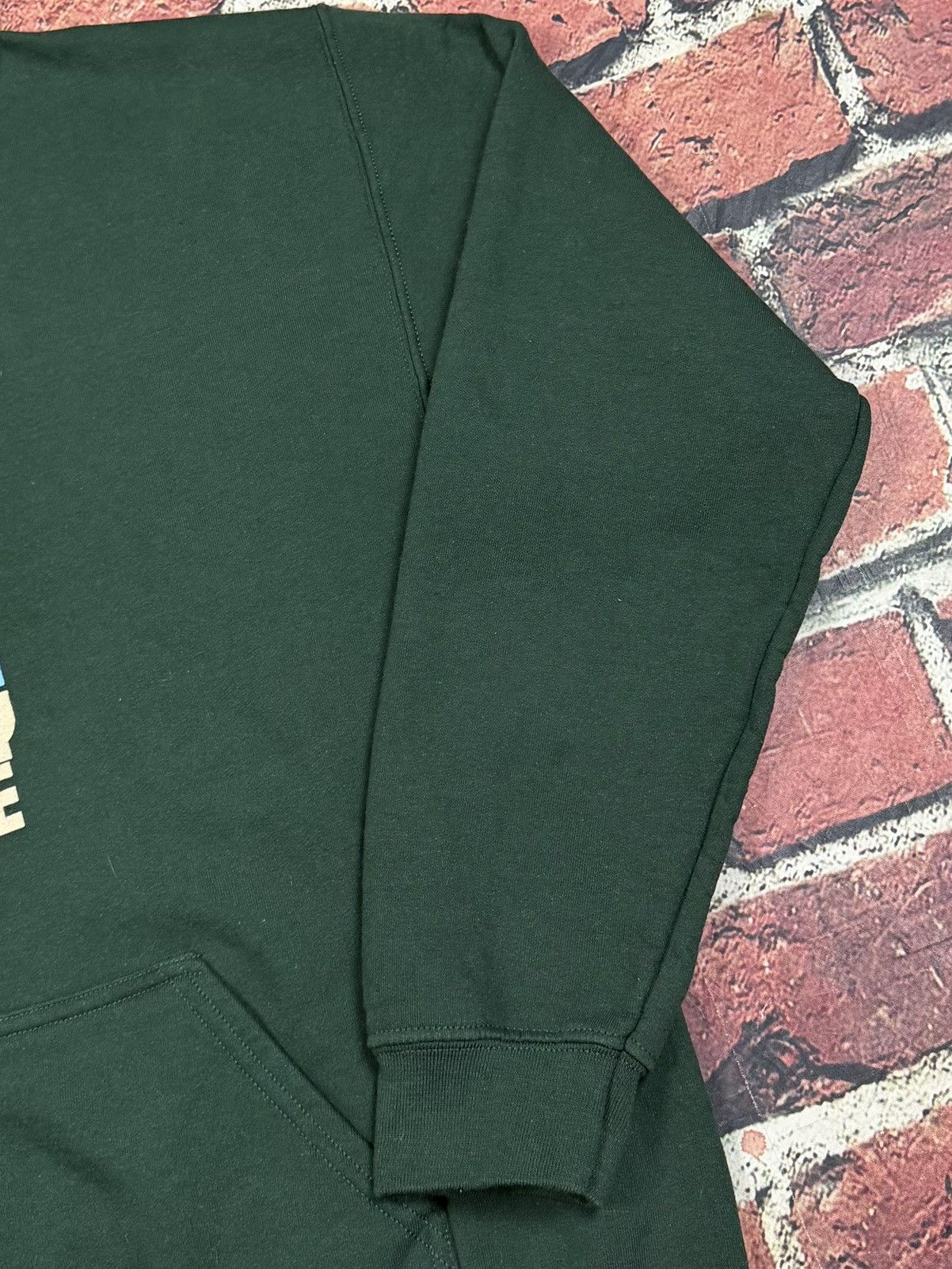 Gildan Mayday Parade Sweatshirt Emo Band Merch Green Brace Yourself Size US M / EU 48-50 / 2 - 9 Thumbnail