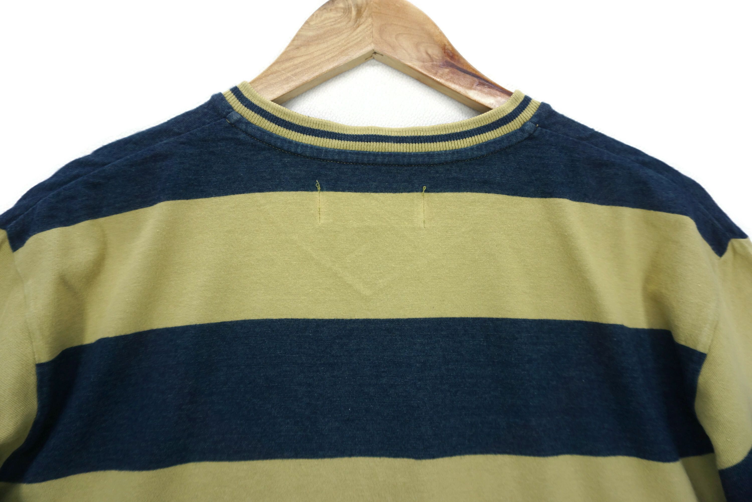 Pringle Of Scotland Vintage Pringle Tee Size S V Neck Striped Made in Portugal Size US S / EU 44-46 / 1 - 11 Thumbnail