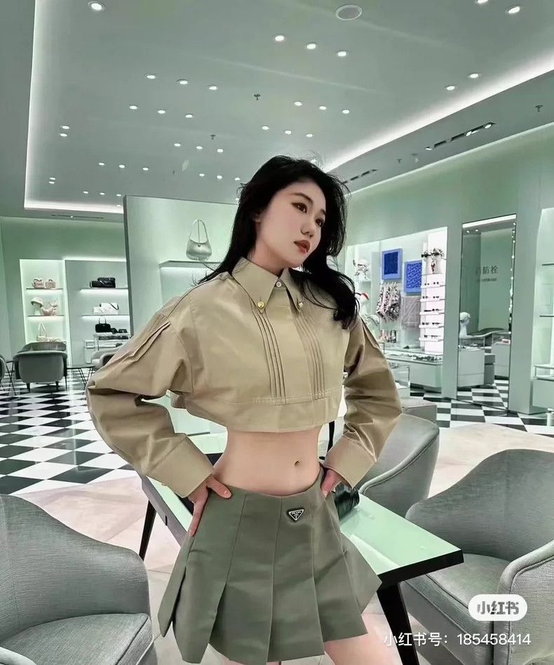 Prada Prada 24 khaki short jacket 2504-Nextarrow Size XS / US 0-2 / IT 36-38 - 8 Thumbnail