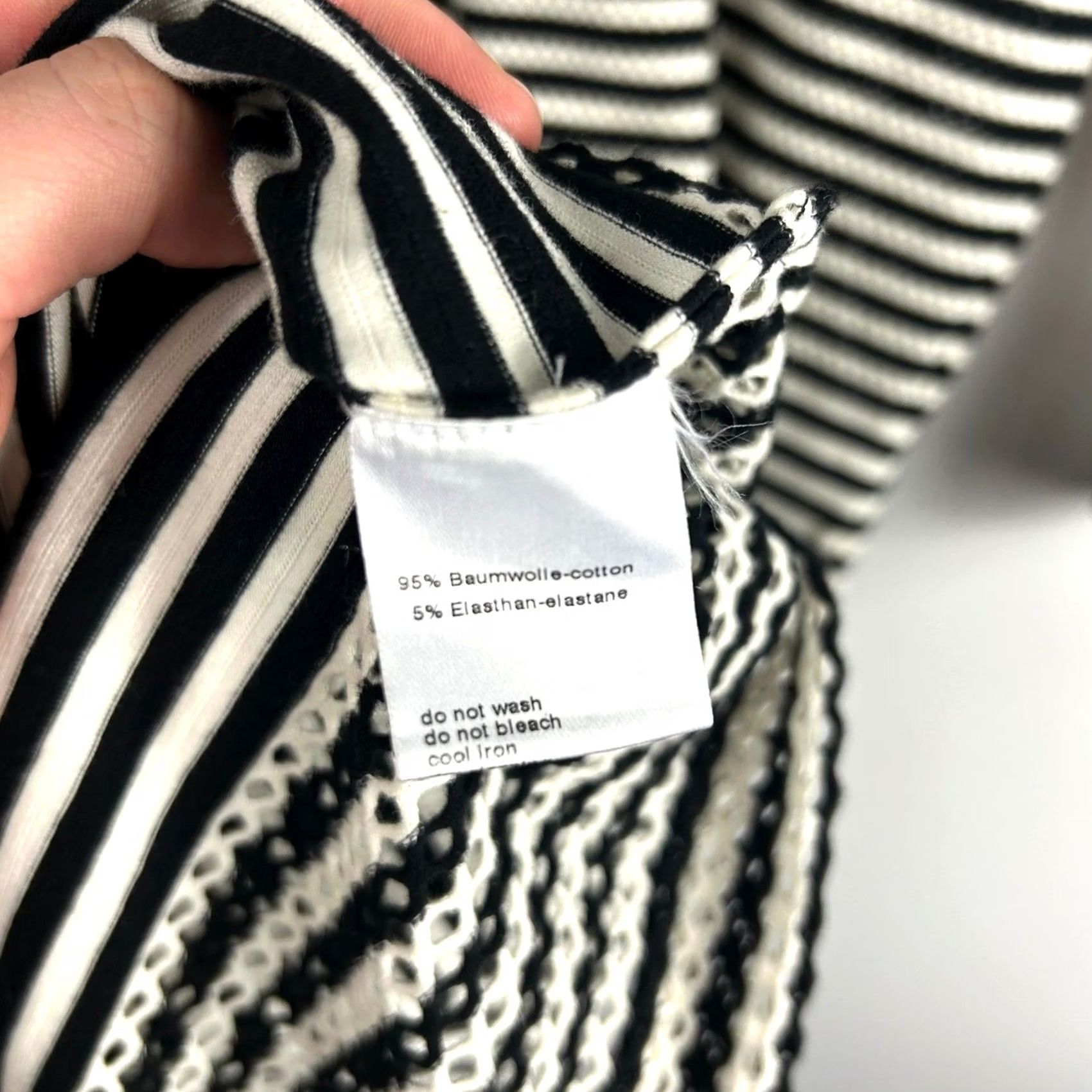 Vintage Akris Punto Shift Dress Womens 12 Knee Length White Black Striped Sheath Crew Neck Zip Back Size XL / US 12-14 / IT 48-50 - 6 Thumbnail