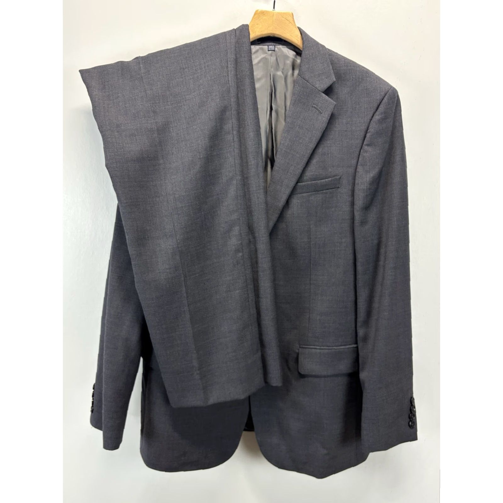 Jos. A. Bank Jos A Bank 1905 2pc Suit Jacket 42L Pants 34x31.5 Blue 100% Wool Men’s Size 42R - 2 Thumbnail