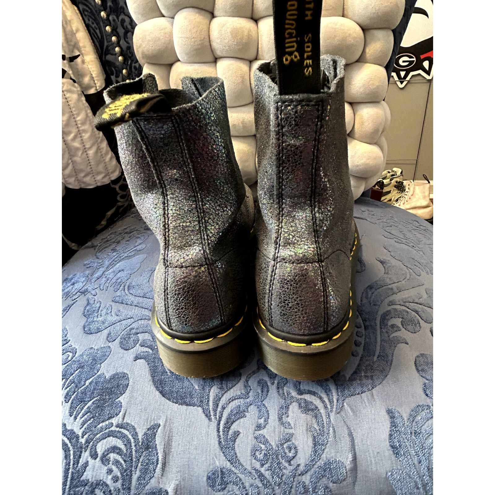 Dr. Martens Dr Martens Pascal Suede Teal Glitter size 7/EU 38 Size US 7 / IT 37 - 4 Thumbnail