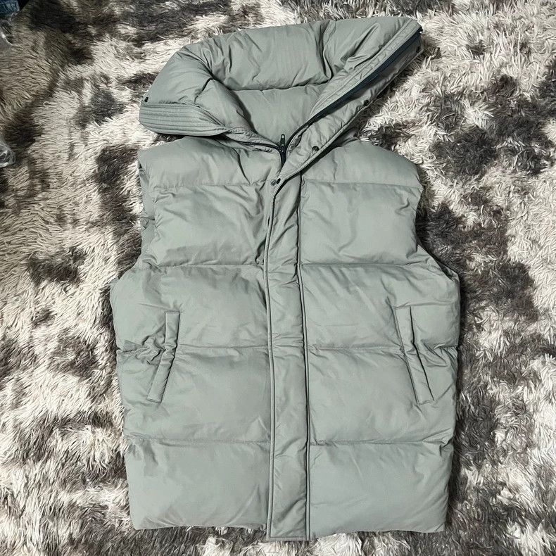 Balenciaga 22 SS show big collar down vest 2504-Nextarrow
