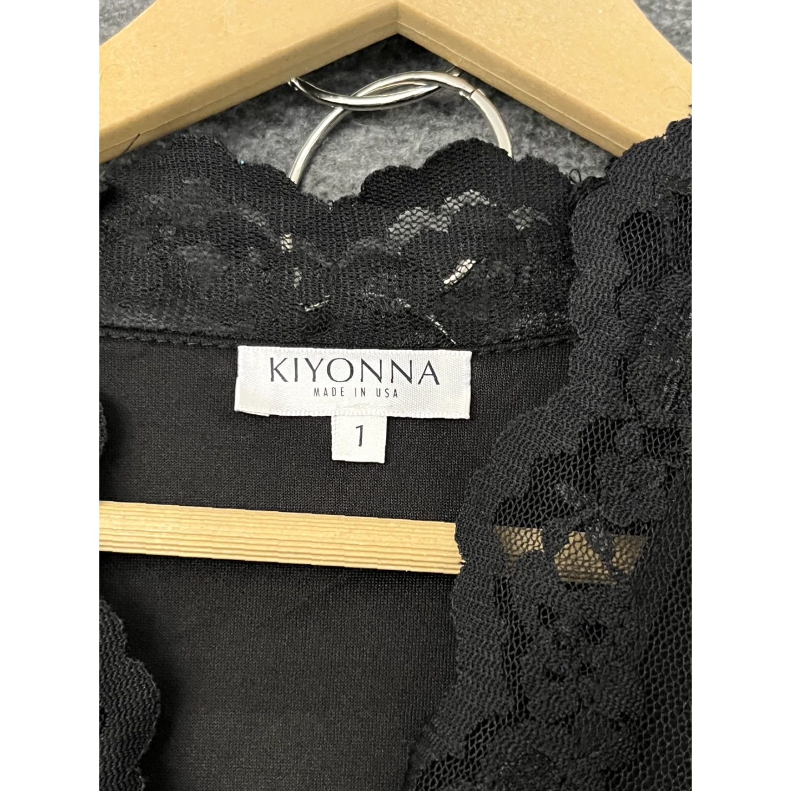 Vintage Kiyonna Black Lace V-Neck Overlap Sleeveless Dress Juniors Women's Size 1 Size XS / US 0-2 / IT 36-38 - 5 Thumbnail