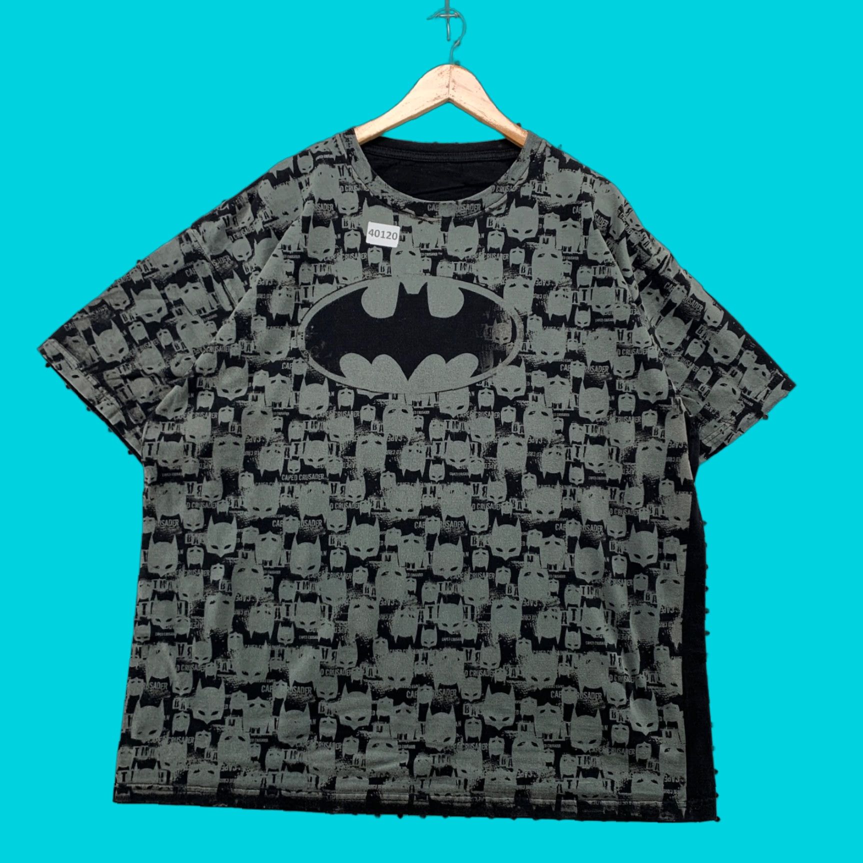 Gloverall VINTAGE Batman Caped Crusader AOP Shirt Mens 2XL Black Gray All Over Print Size US XXL / EU 58 / 5 - 1 Thumbnail
