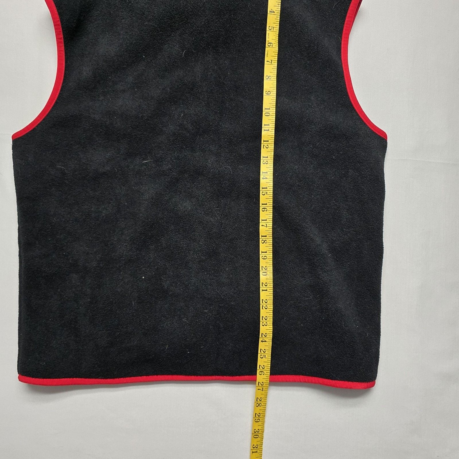 Marlboro Vintage Marlboro Fleece Vest Black Sleeveless Outdoor Jacket Size US L / EU 52-54 / 3 - 8 Thumbnail
