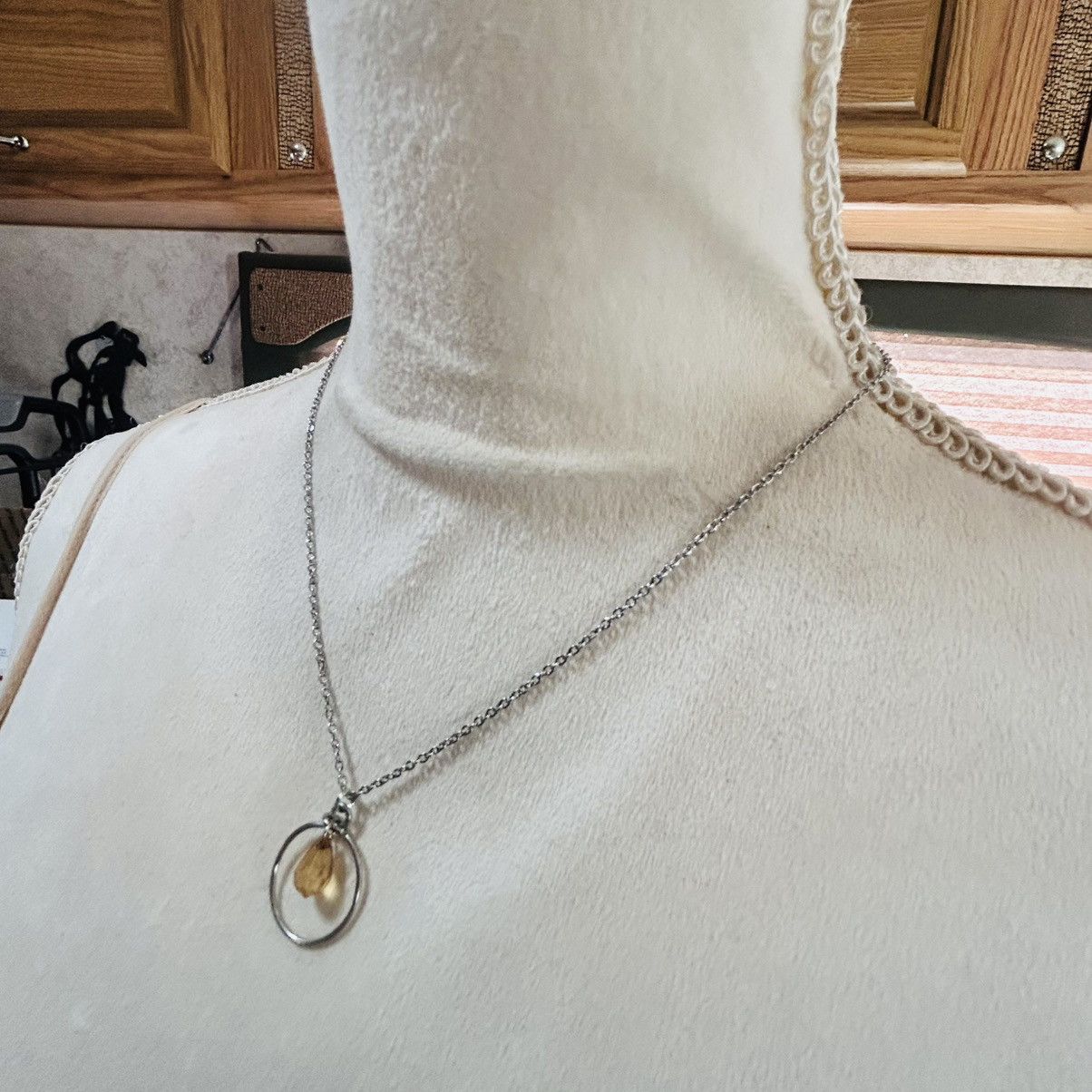 Vintage Handcrafted faceted citrine topaz glass crystal necklace Size ONE SIZE - 3 Thumbnail